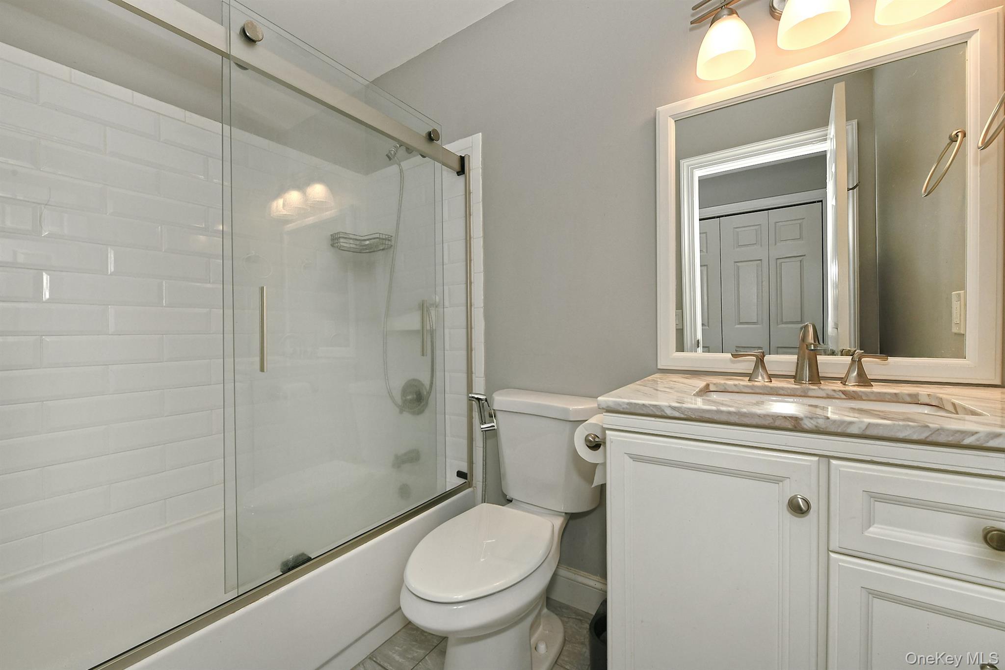 804 Birchwood Park Drive # 7, Middle Island, NY 11953