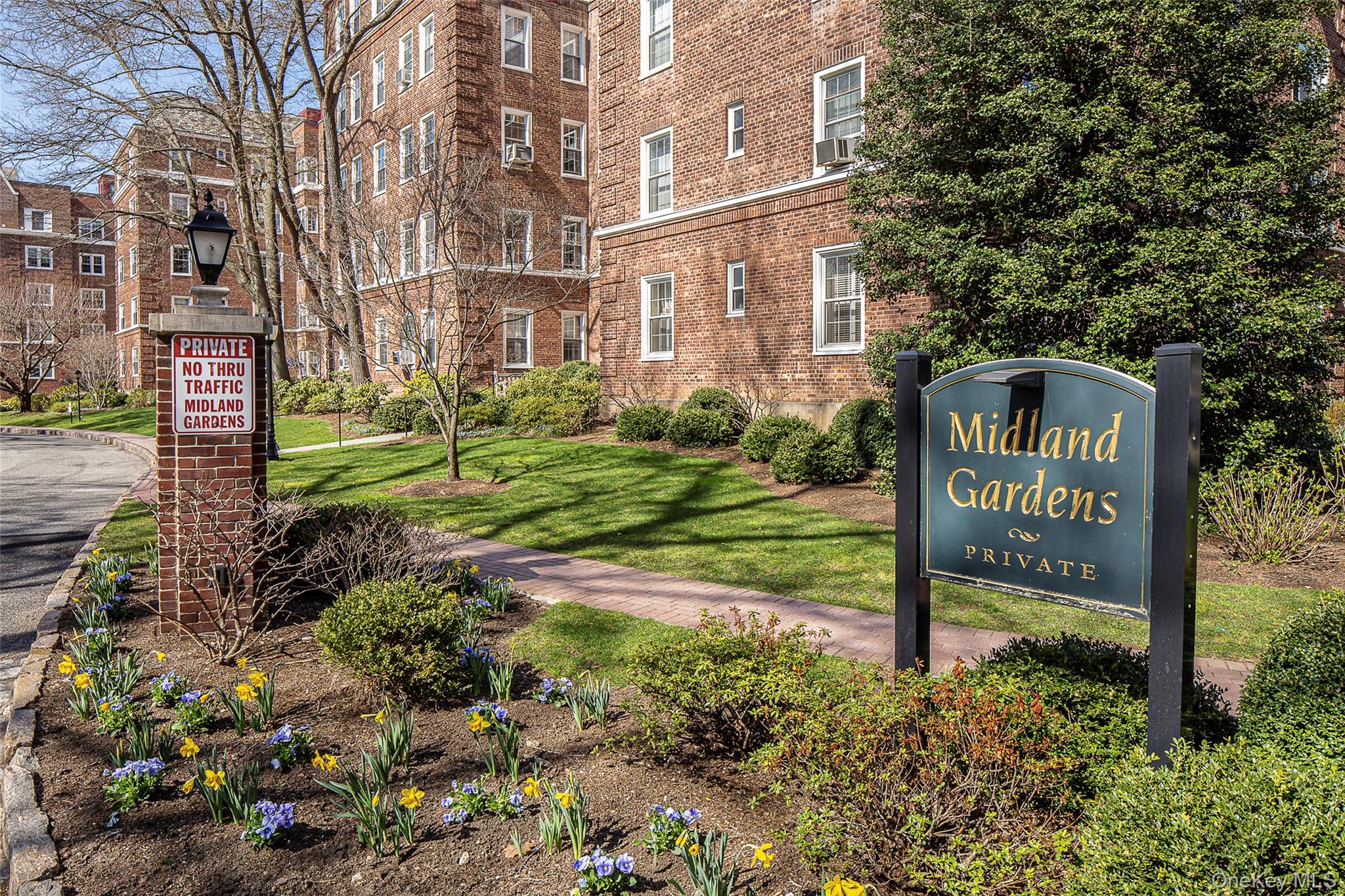 6 Midland Gardens # 4B, Bronxville, NY 10708