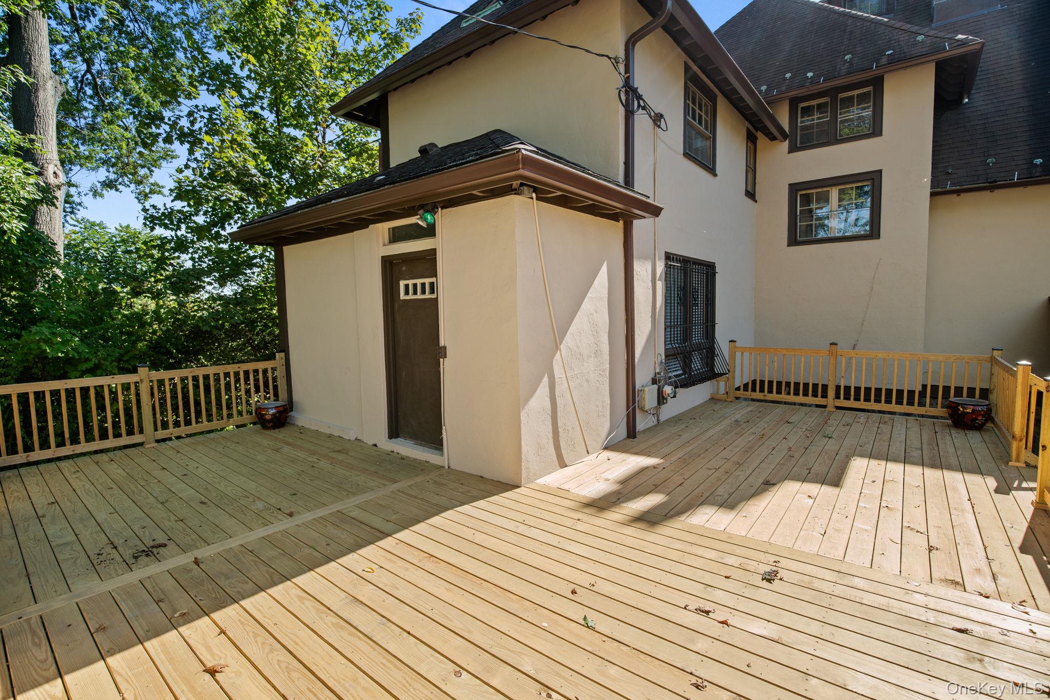 72 Hamilton Avenue, New Rochelle, NY 10801