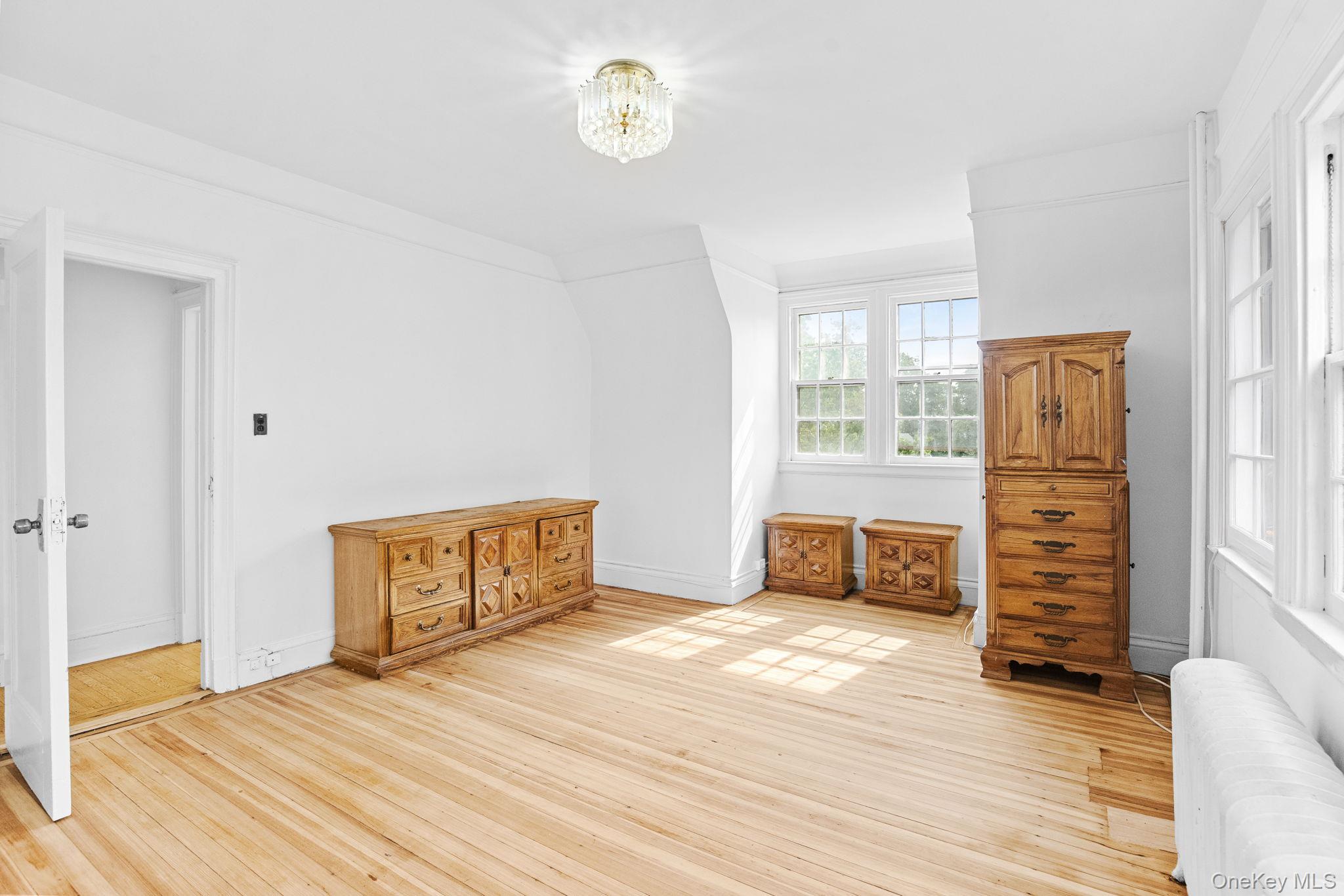 72 Hamilton Avenue, New Rochelle, NY 10801