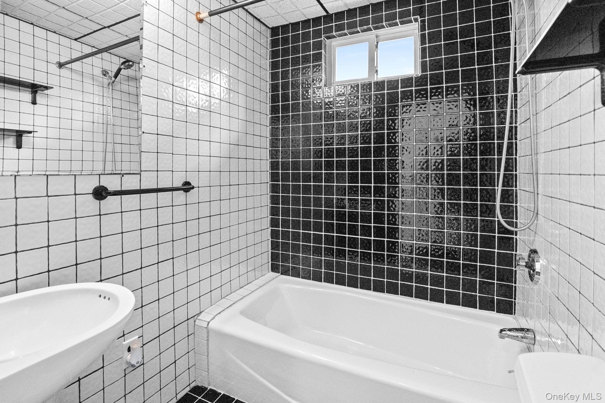 72 Hamilton Avenue, New Rochelle, NY 10801