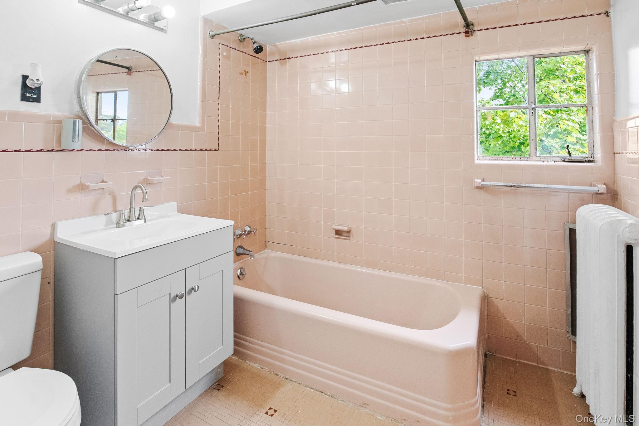 72 Hamilton Avenue, New Rochelle, NY 10801