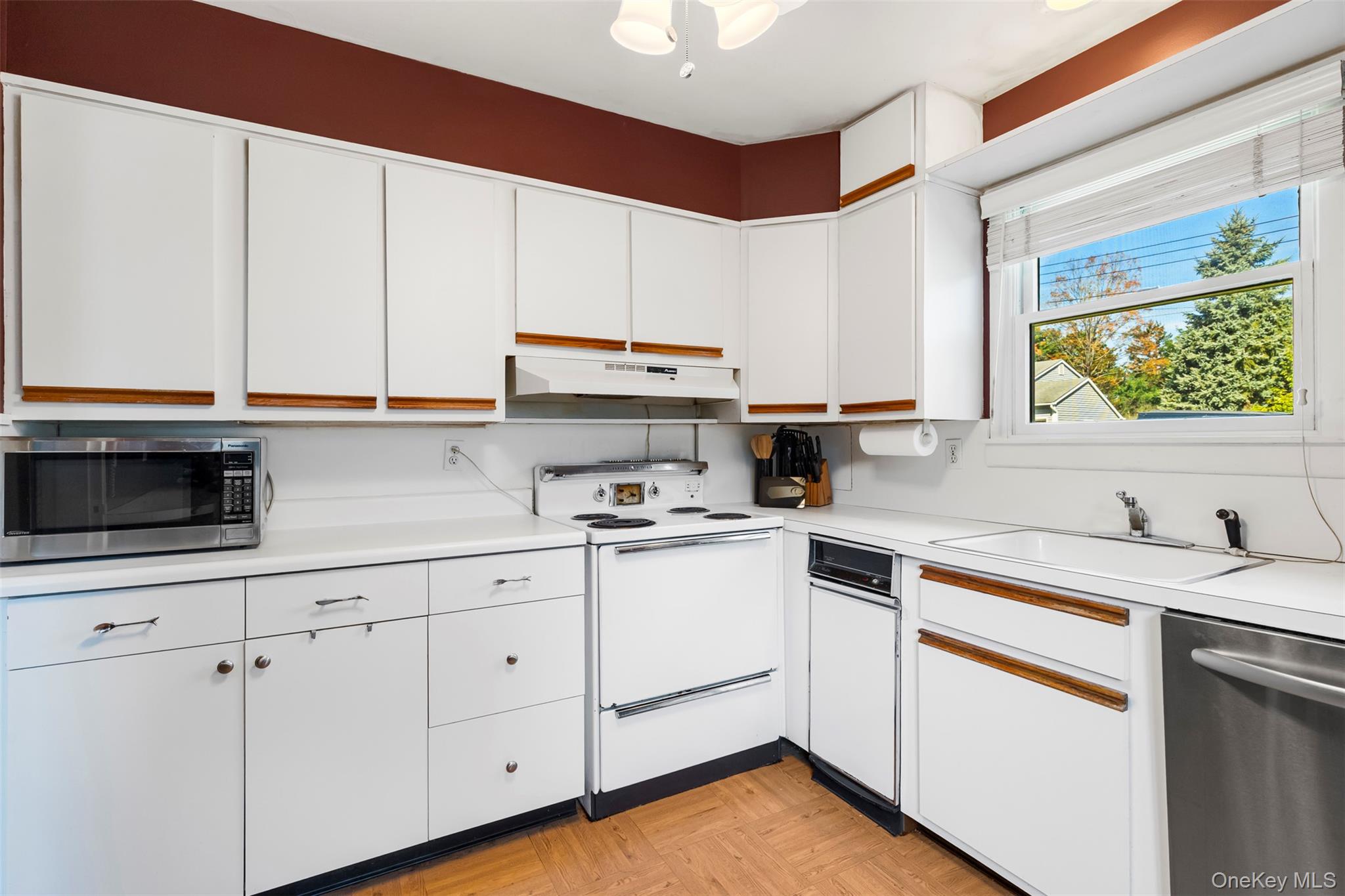 94 Barnes Road, Tarrytown, NY 10591