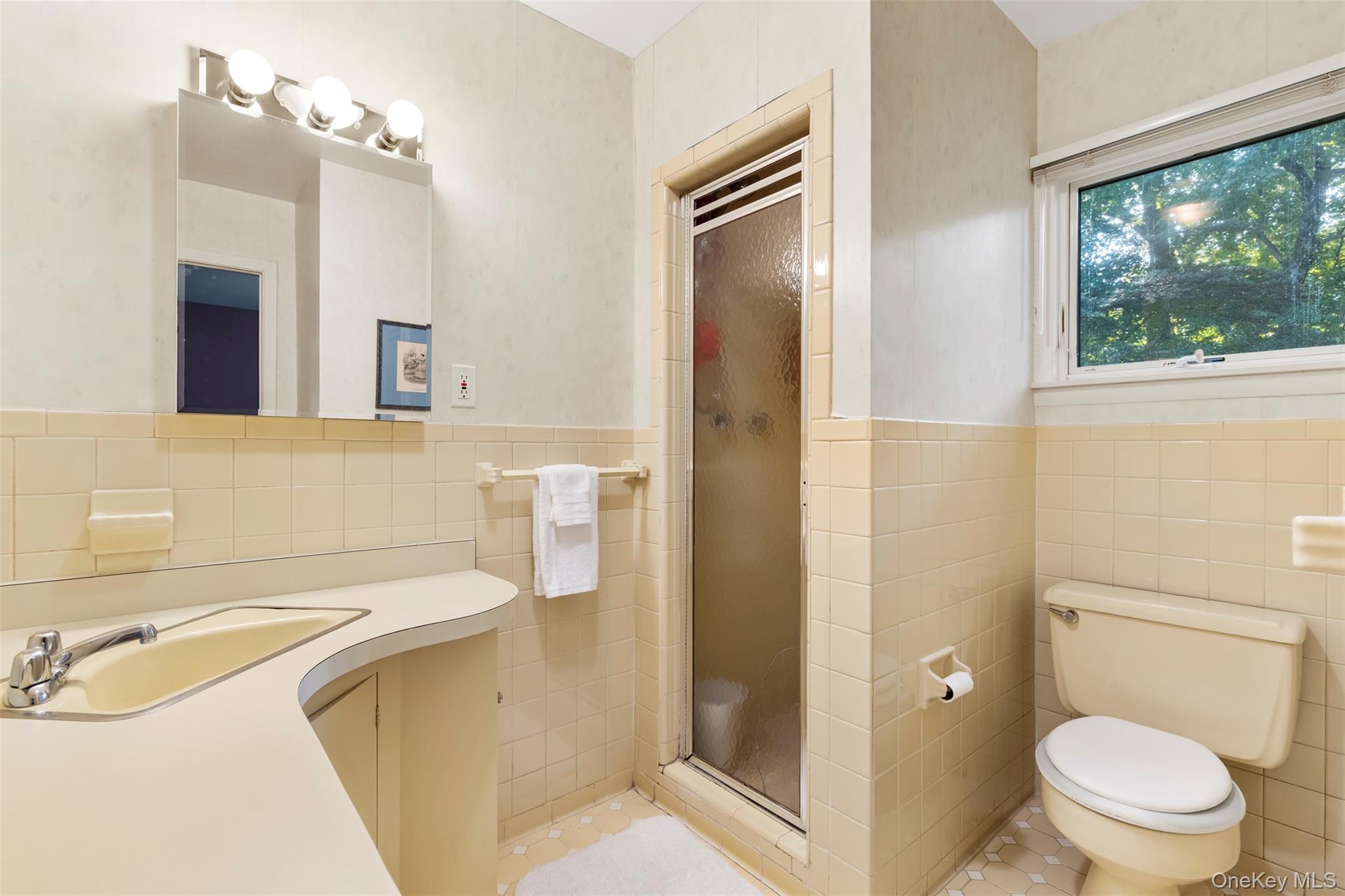 94 Barnes Road, Tarrytown, NY 10591