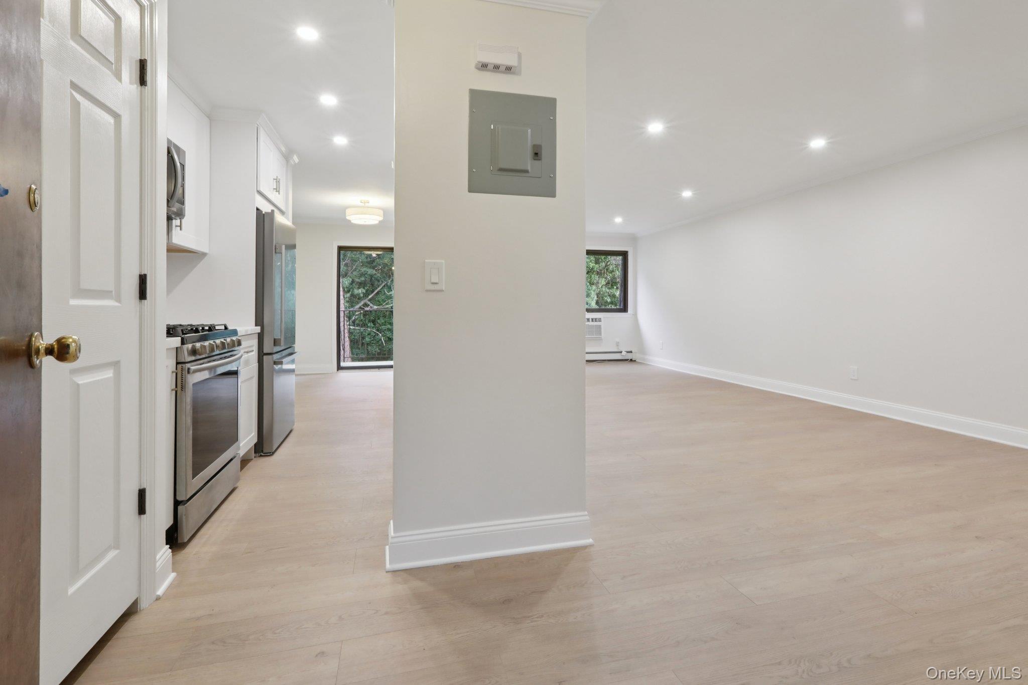 348 Central Park Avenue # C-24, Scarsdale, NY 10583