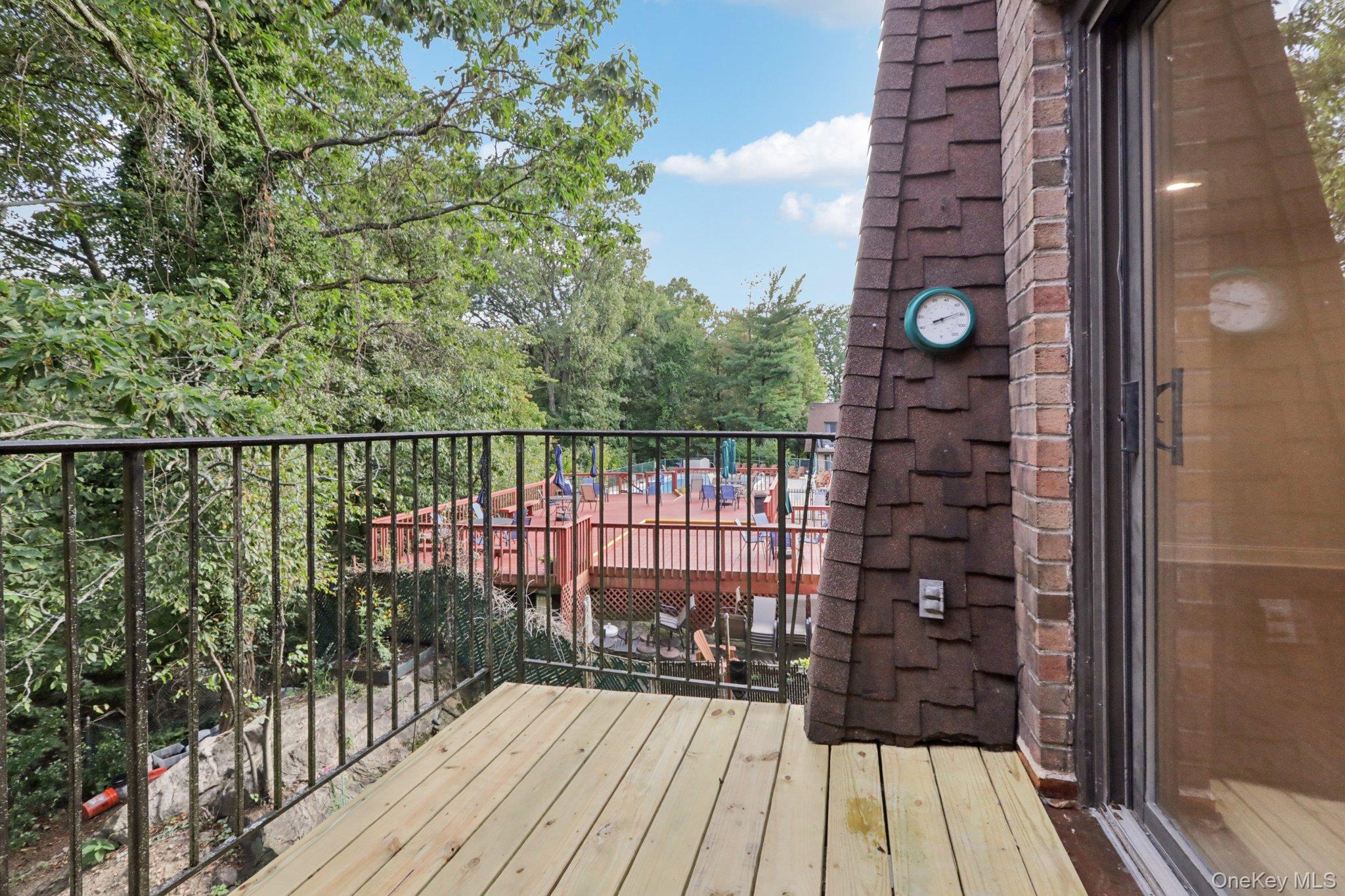 348 Central Park Avenue # C-24, Scarsdale, NY 10583