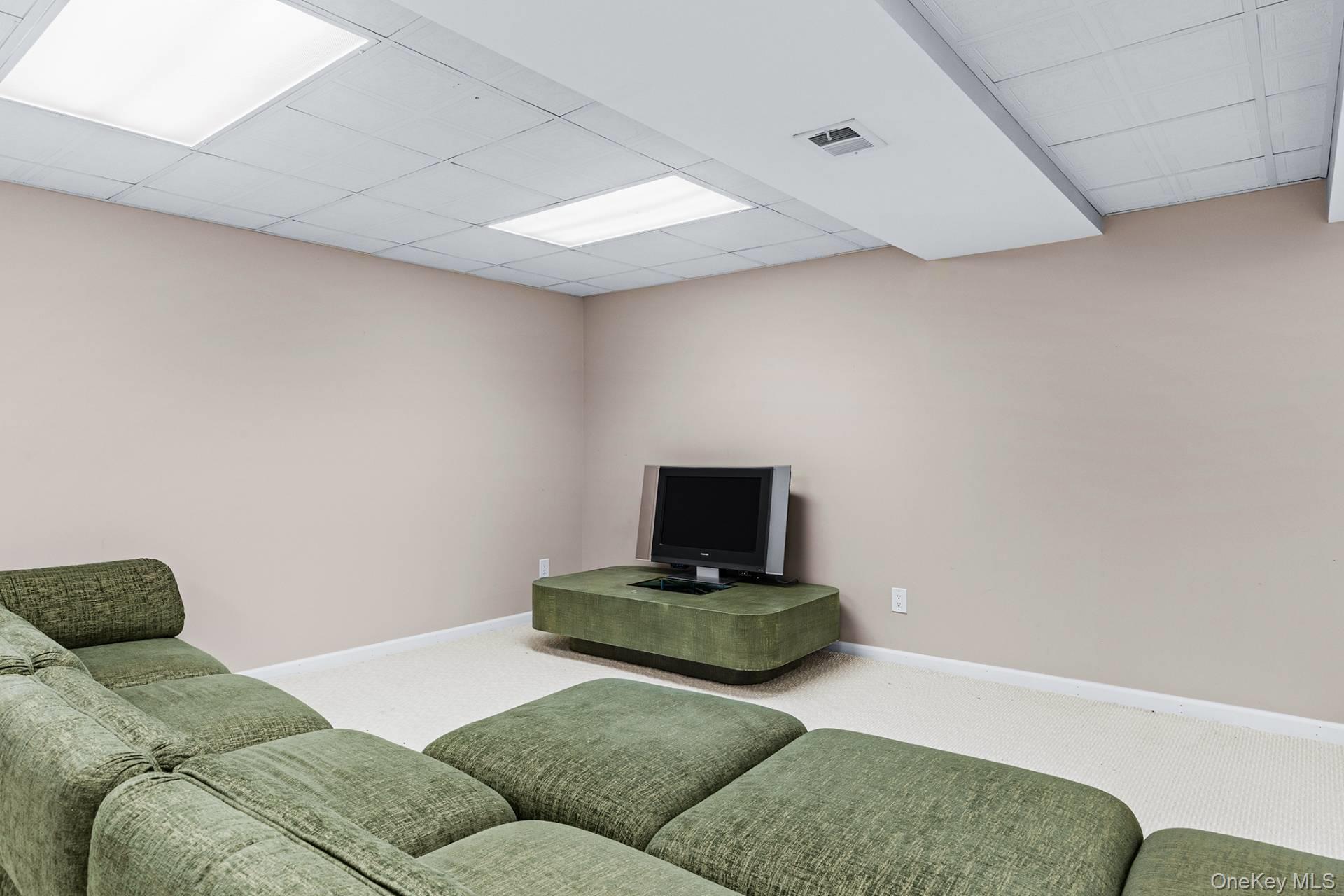 45 Whippoorwill Lane, East Quogue, NY 11942