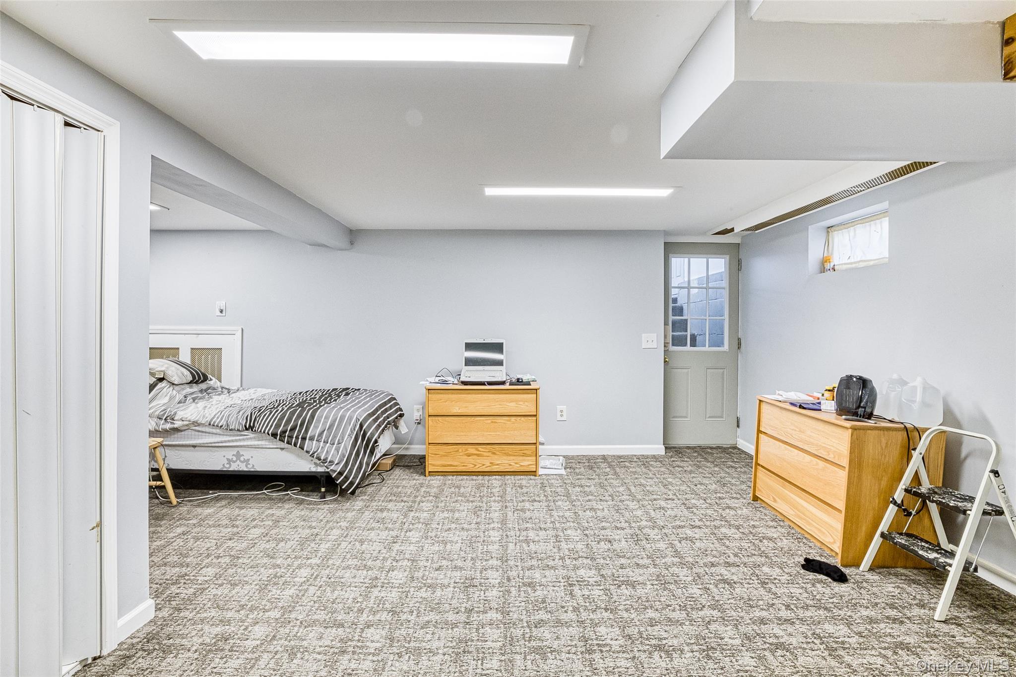 210 11th Street, West Babylon, NY 11704