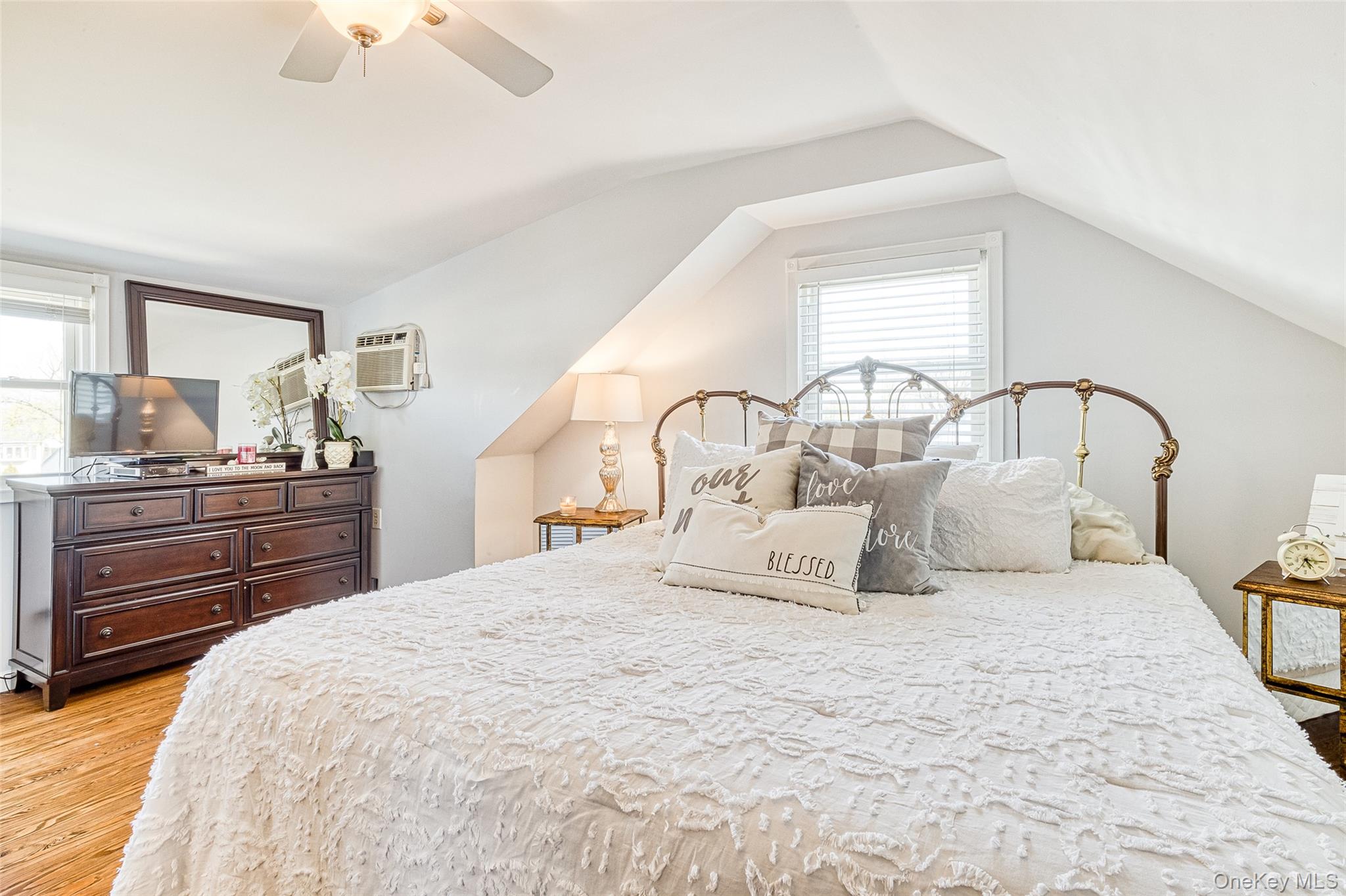 210 11th Street, West Babylon, NY 11704