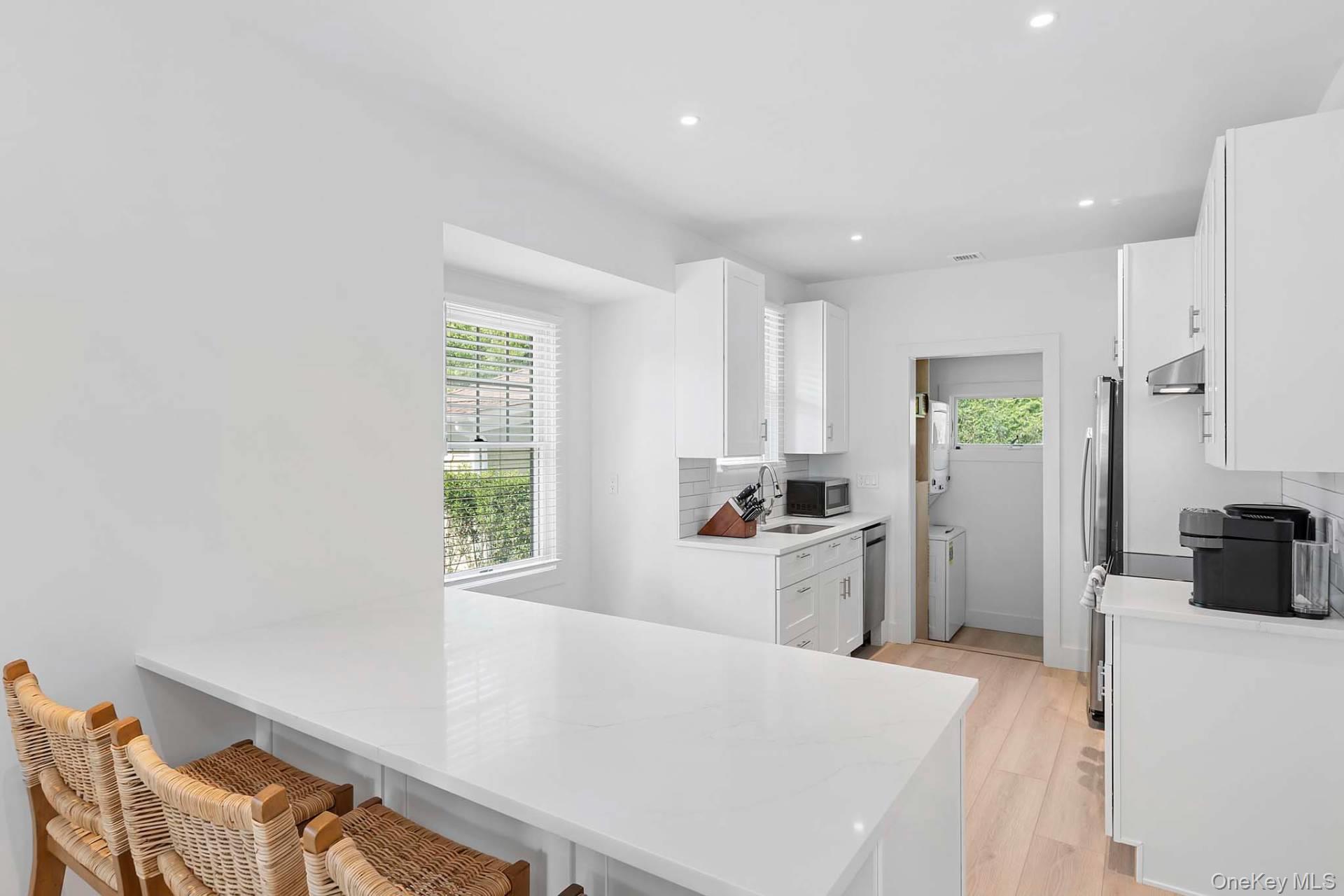 19 John Street, Southampton, NY 11968