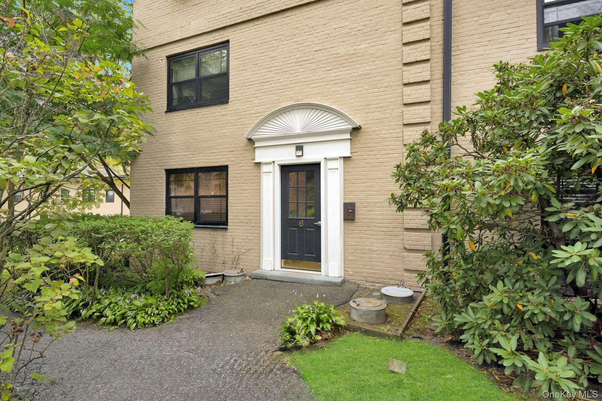 6 Manchester Road # 1, Eastchester, NY 10709