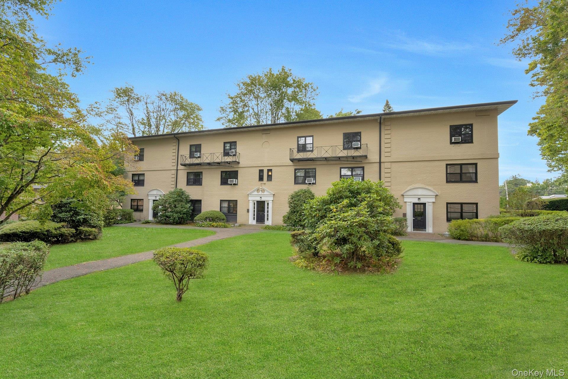 6 Manchester Road # 1, Eastchester, NY 10709