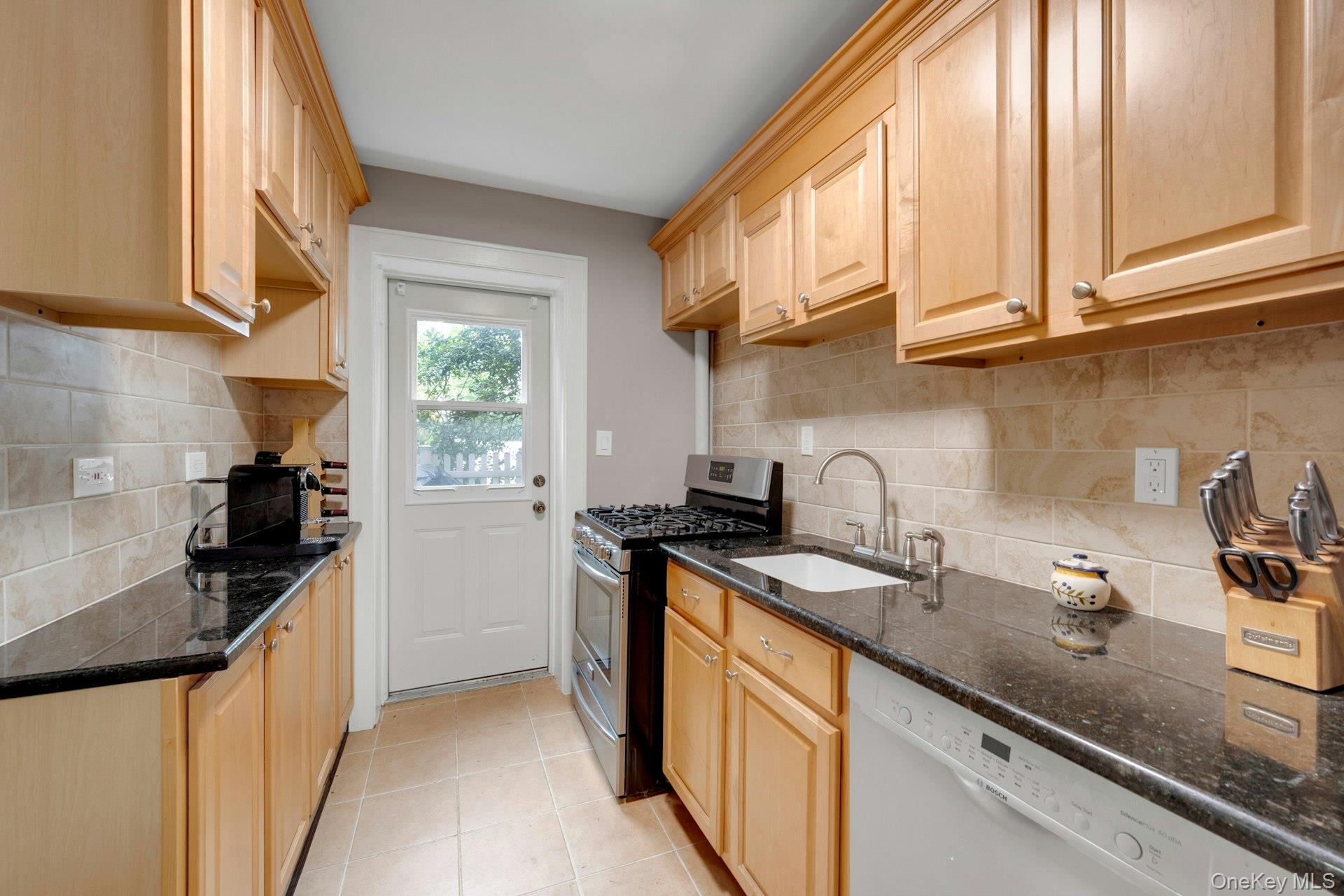 6 Manchester Road # 1, Eastchester, NY 10709