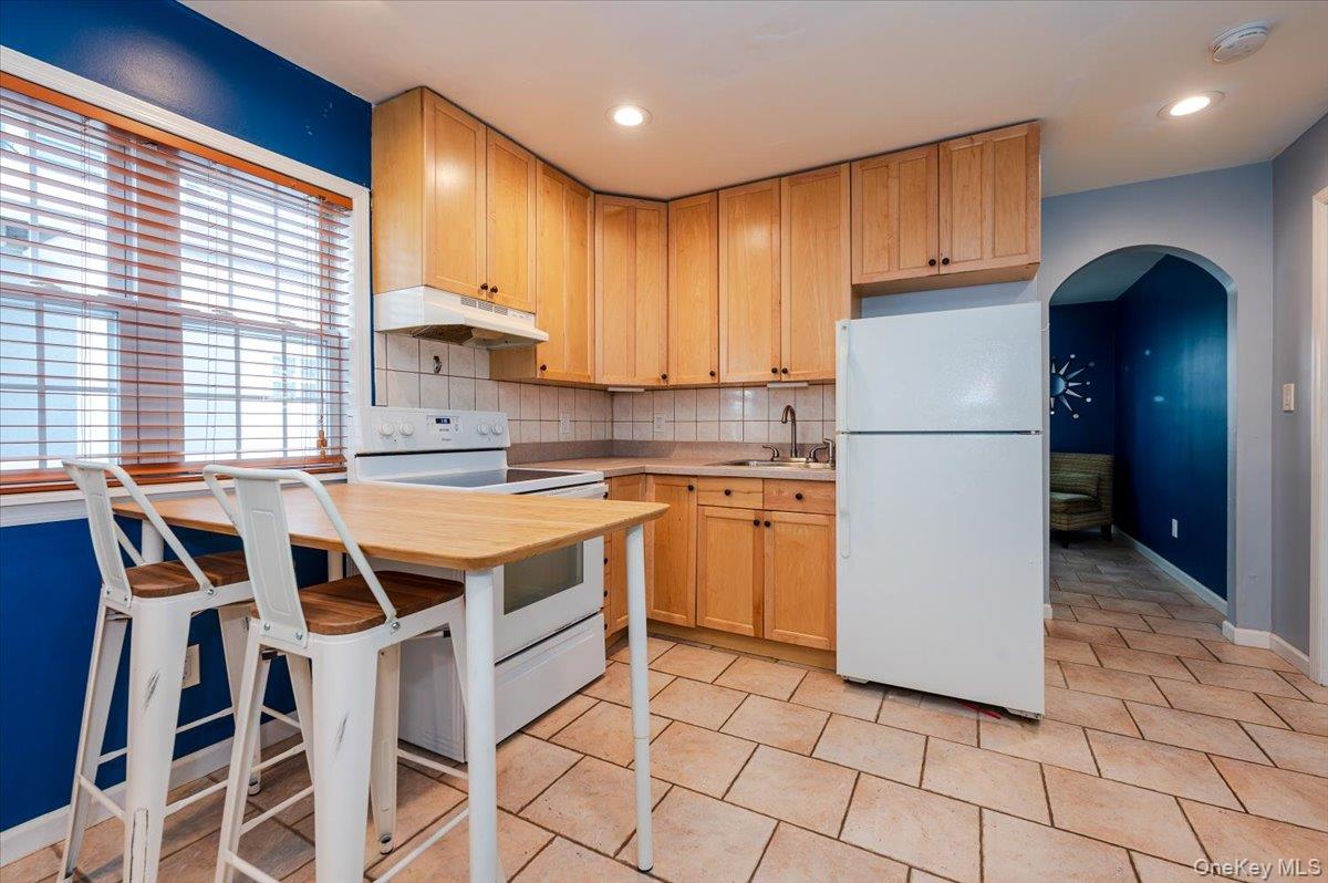 82 Tennessee Avenue, Long Beach, NY 11561