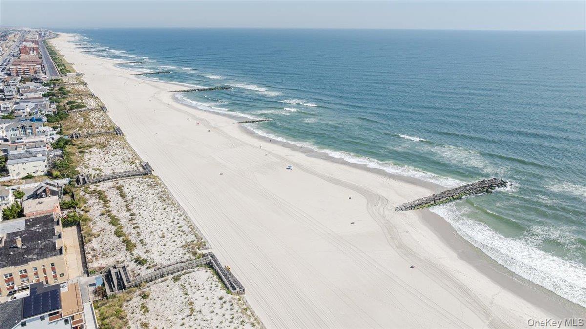 82 Tennessee Avenue, Long Beach, NY 11561