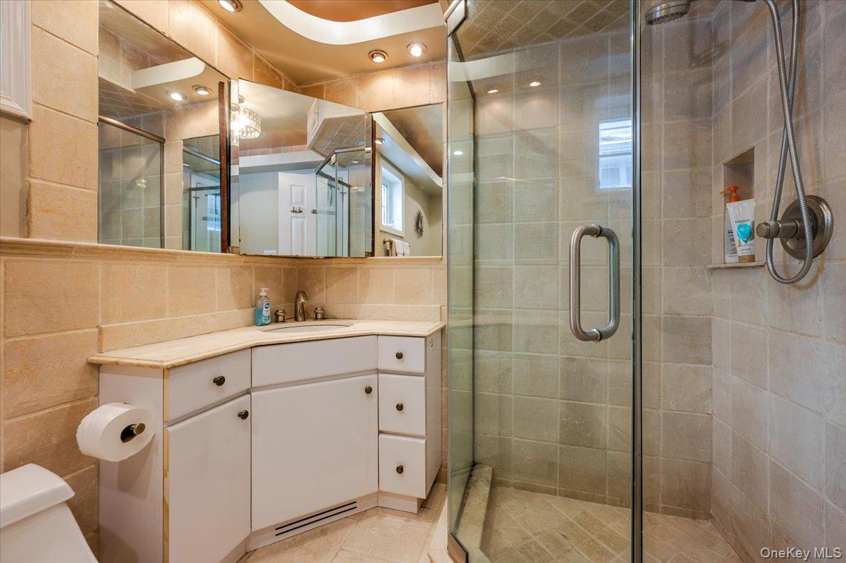 82 Tennessee Avenue, Long Beach, NY 11561