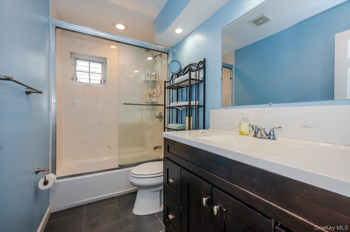 82 Tennessee Avenue, Long Beach, NY 11561