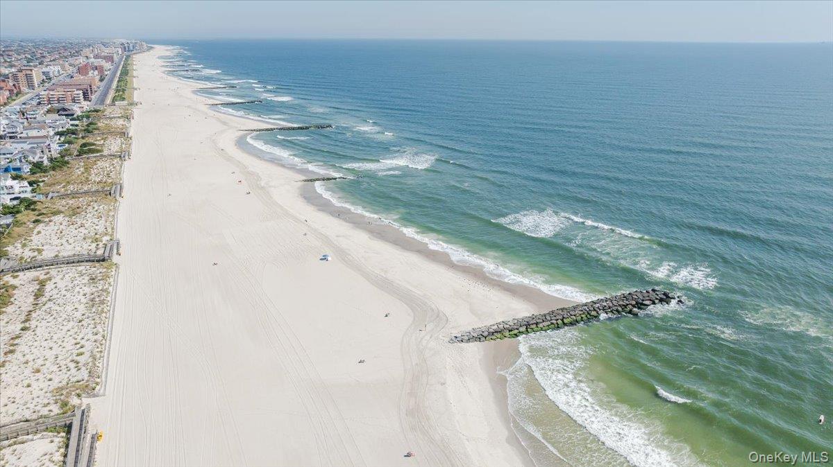 82 Tennessee Avenue, Long Beach, NY 11561