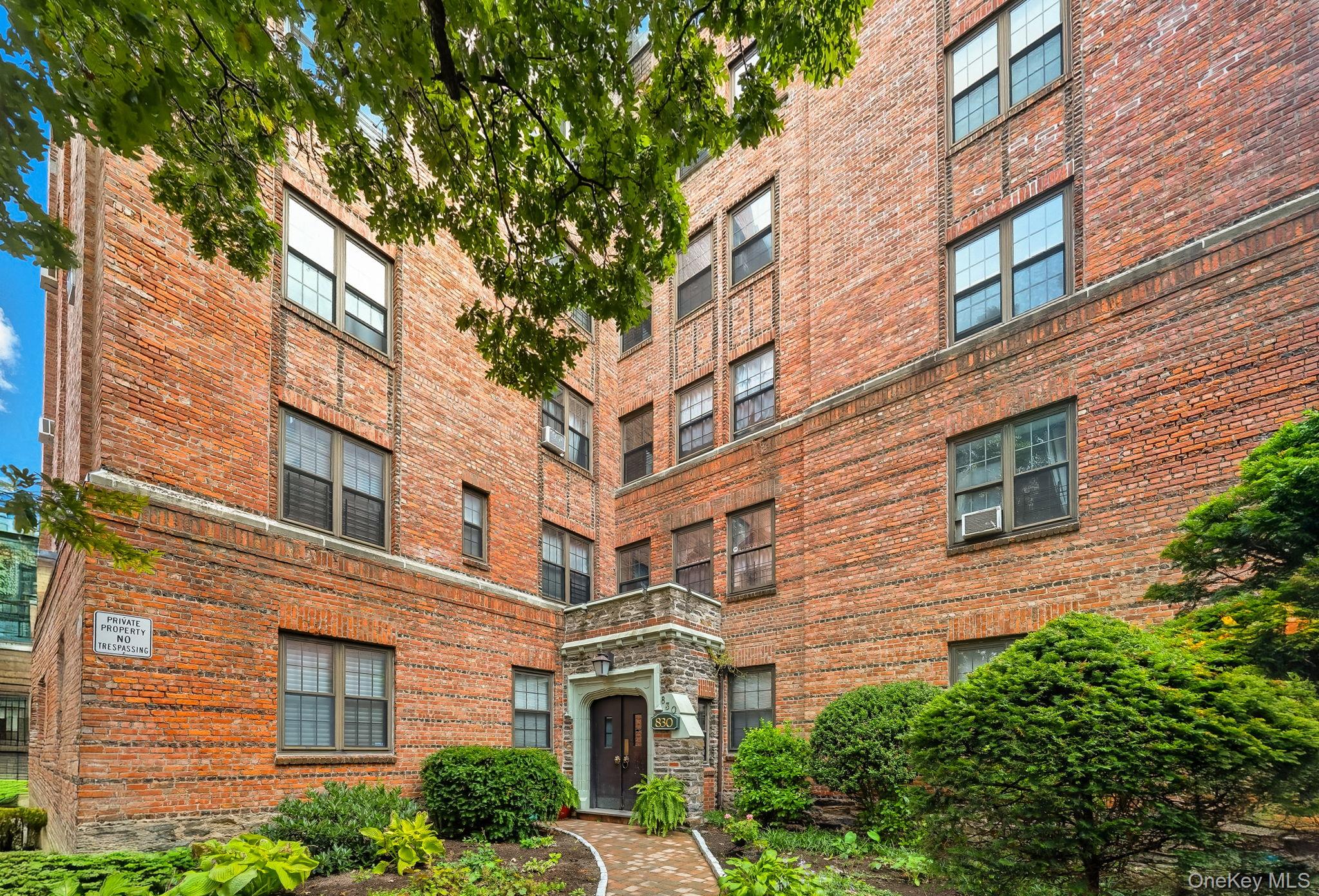 830 Bronx River Road # 5A, Bronxville, NY 10708
