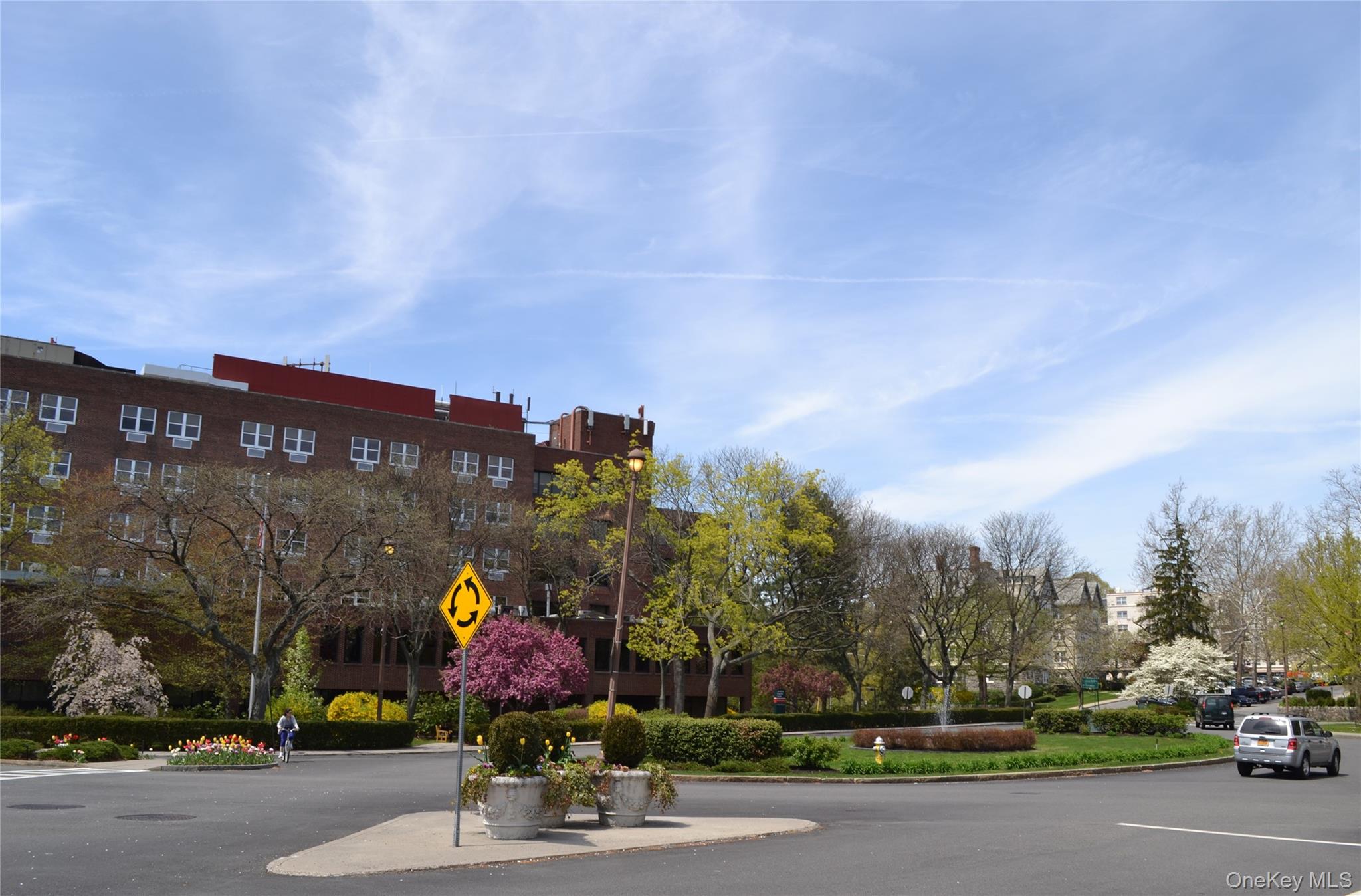 830 Bronx River Road # 5A, Bronxville, NY 10708