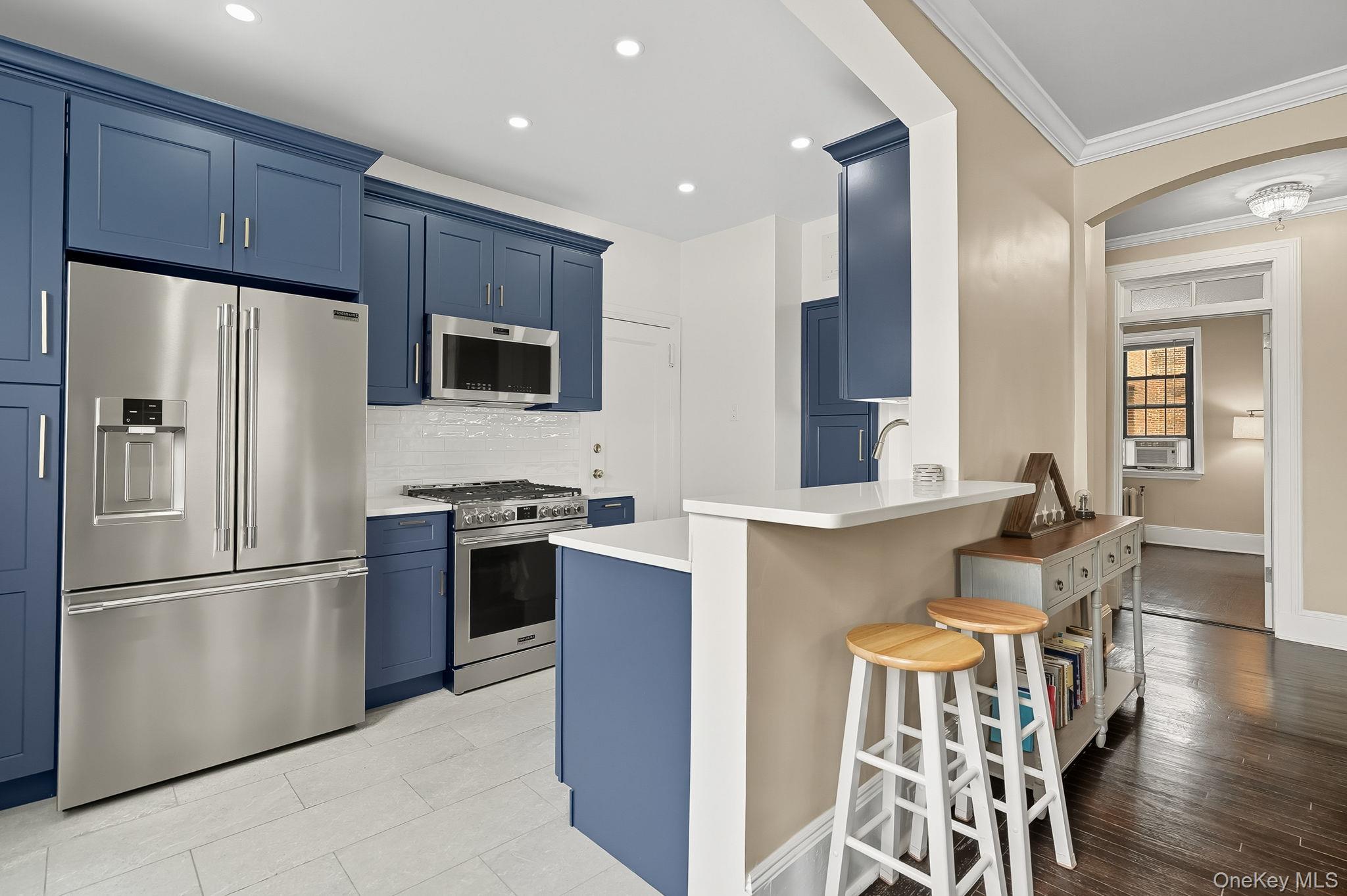 830 Bronx River Road # 5A, Bronxville, NY 10708