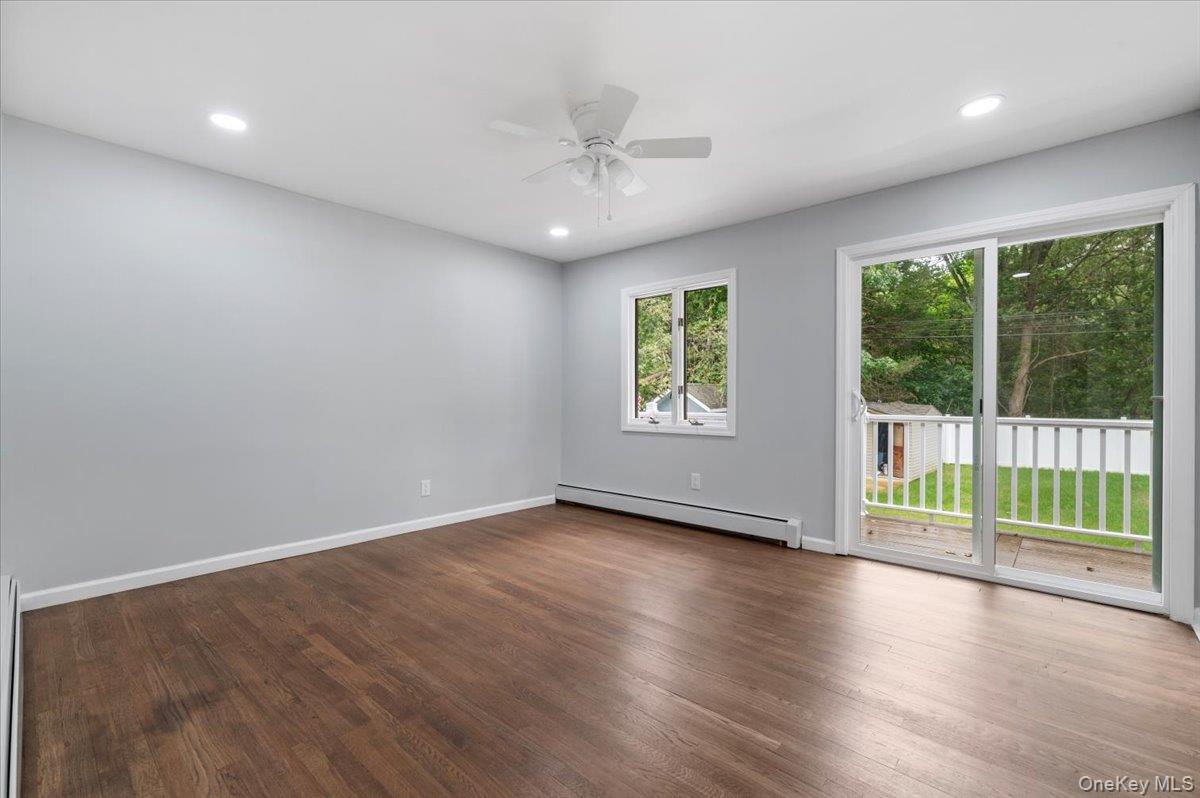 6 Nowick Lane, Smithtown, NY 11787