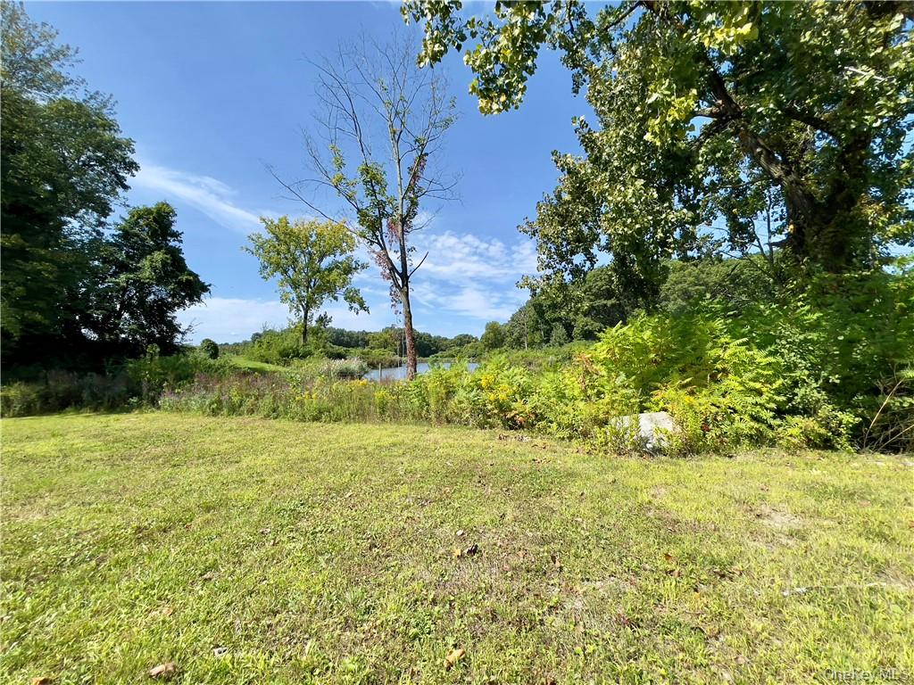 27 Picnic Woods Road, Clintondale, NY 12515