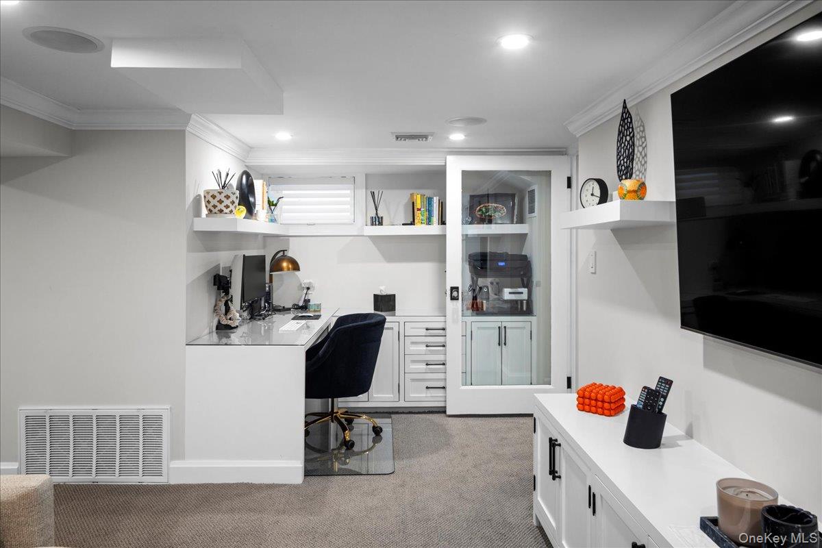 41 Birch Street, Port Washington, NY 11050