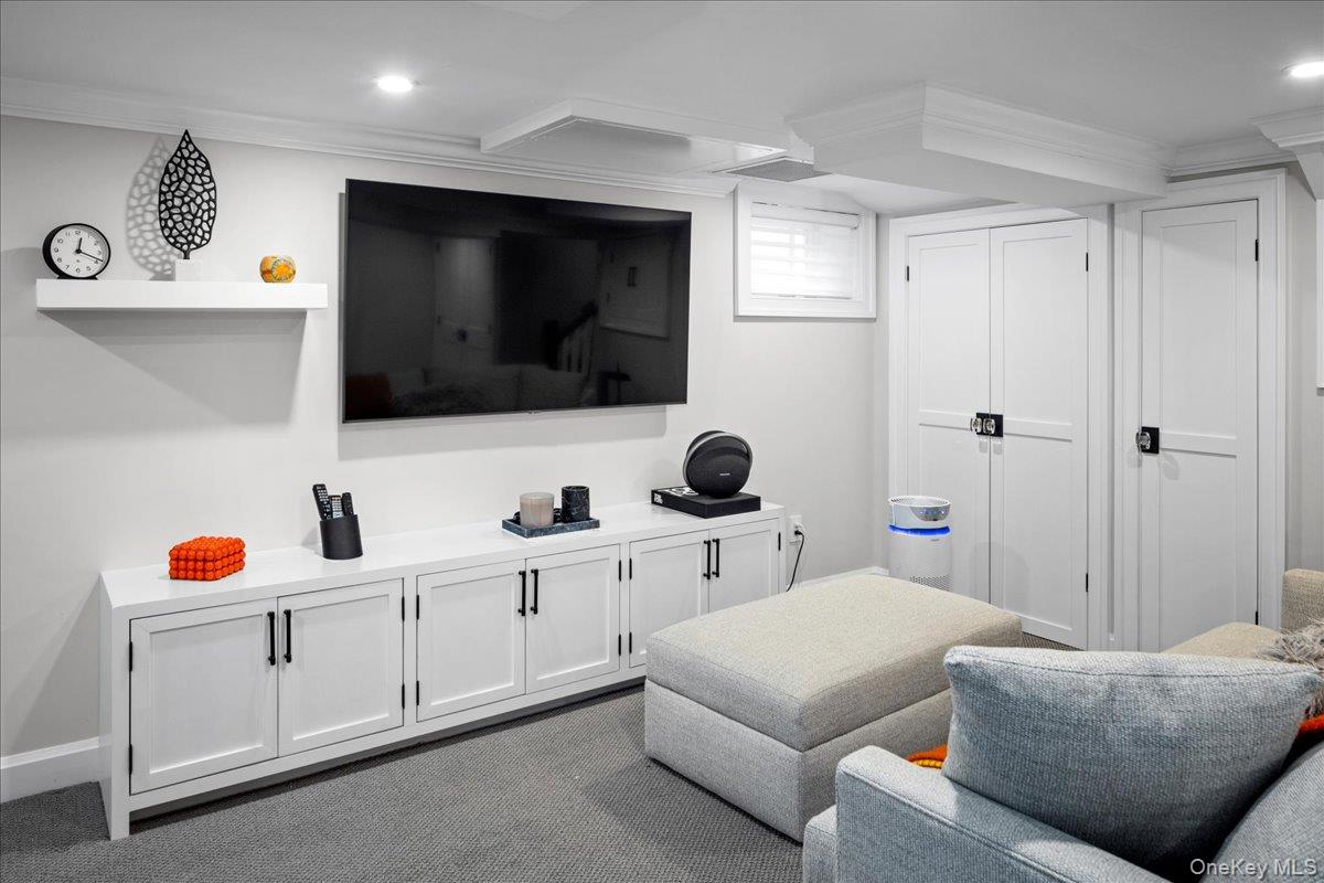 41 Birch Street, Port Washington, NY 11050