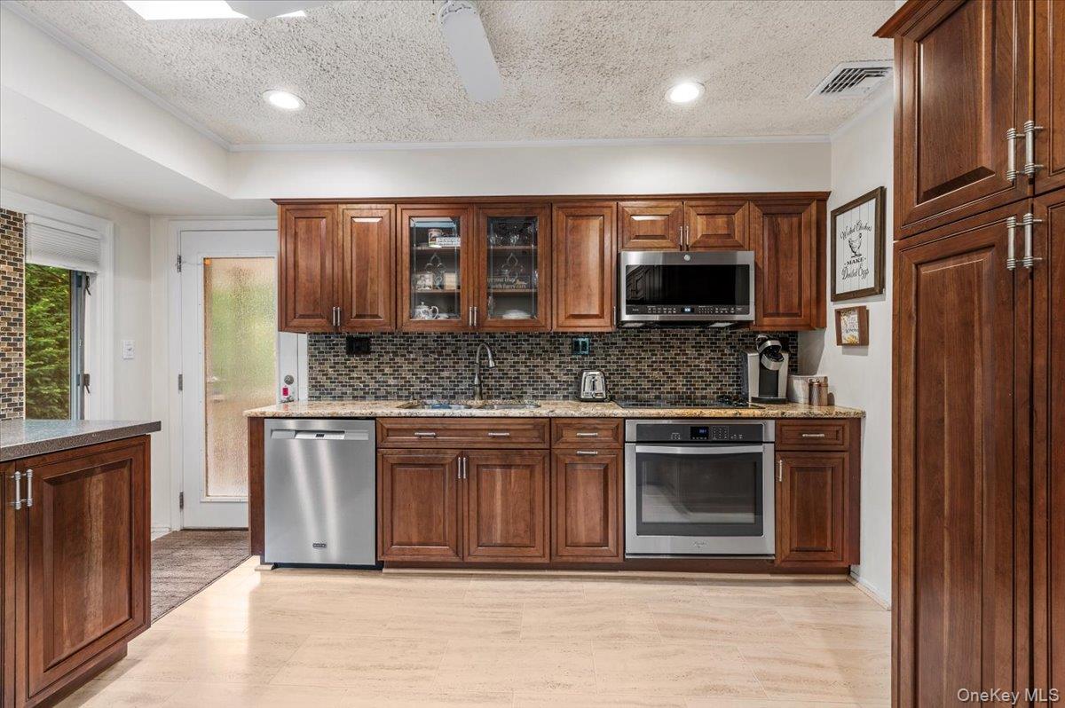 2 Doone Drive, Syosset, NY 11791