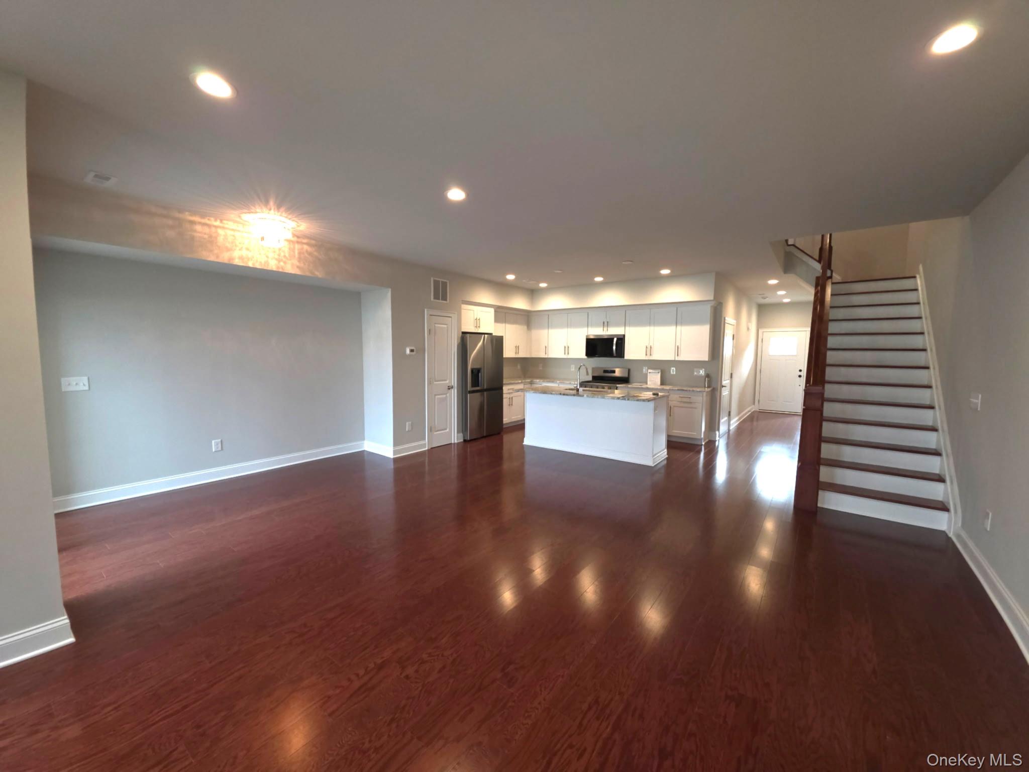 128 Hudson View Terrace, Hyde Park, NY 12538