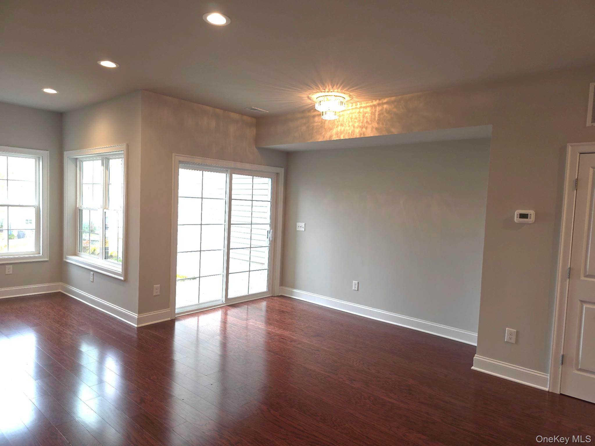 128 Hudson View Terrace, Hyde Park, NY 12538