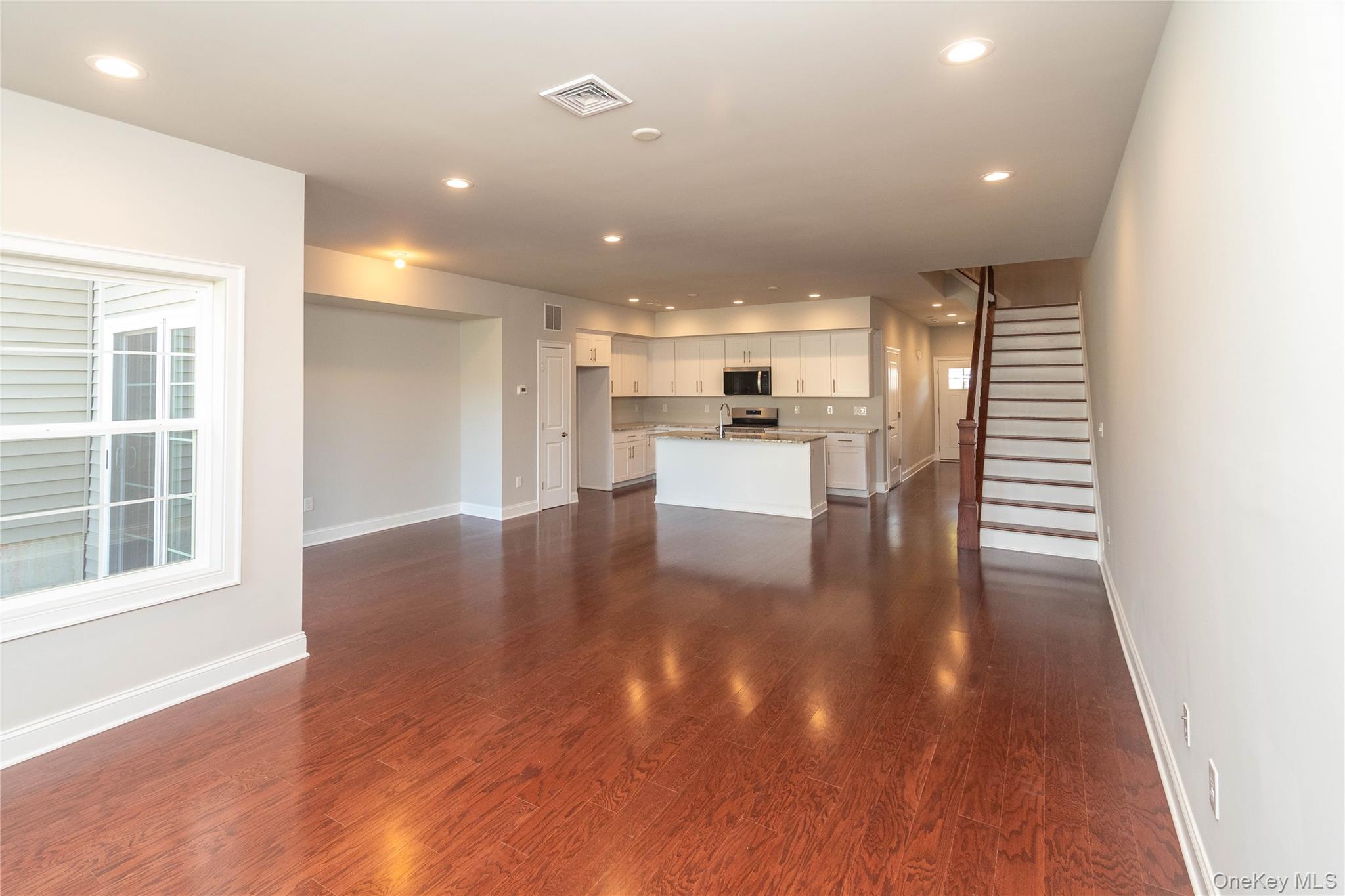 128 Hudson View Terrace, Hyde Park, NY 12538