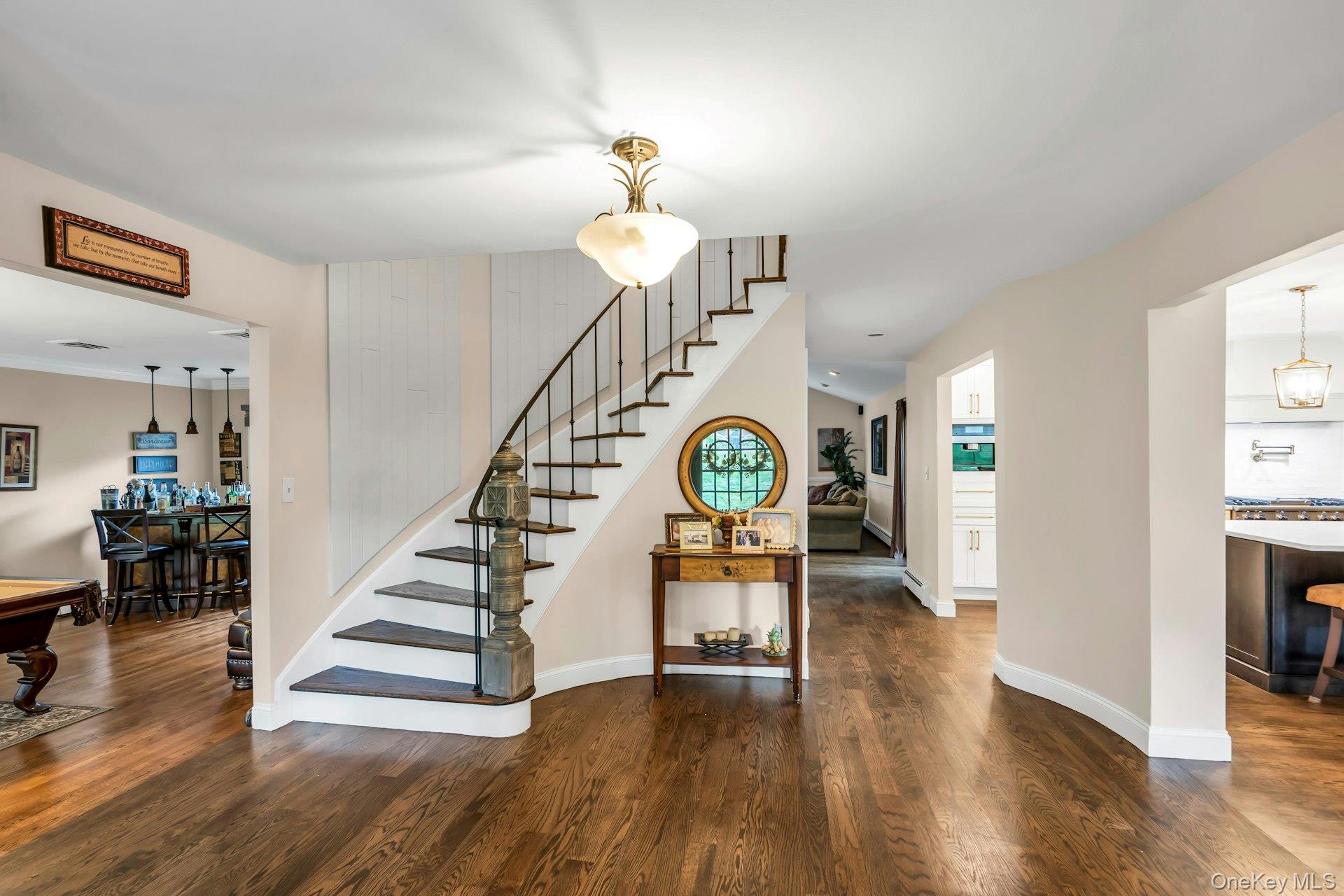 18 Norma Lane, Dix Hills, NY 11746