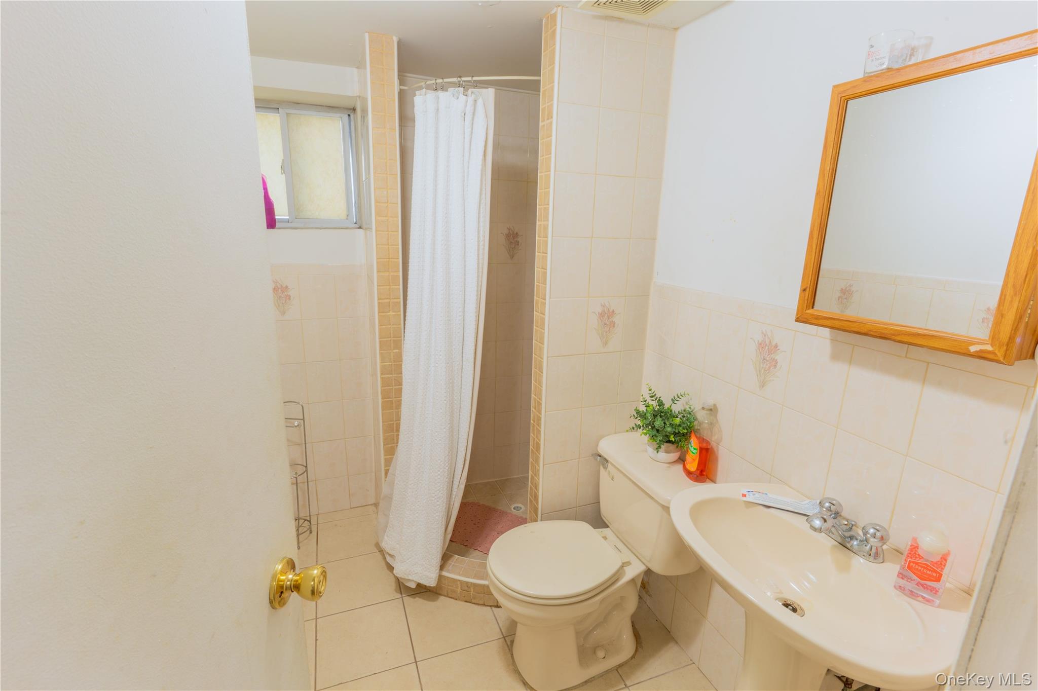 10924 122nd Street, South Ozone Park, NY 11420