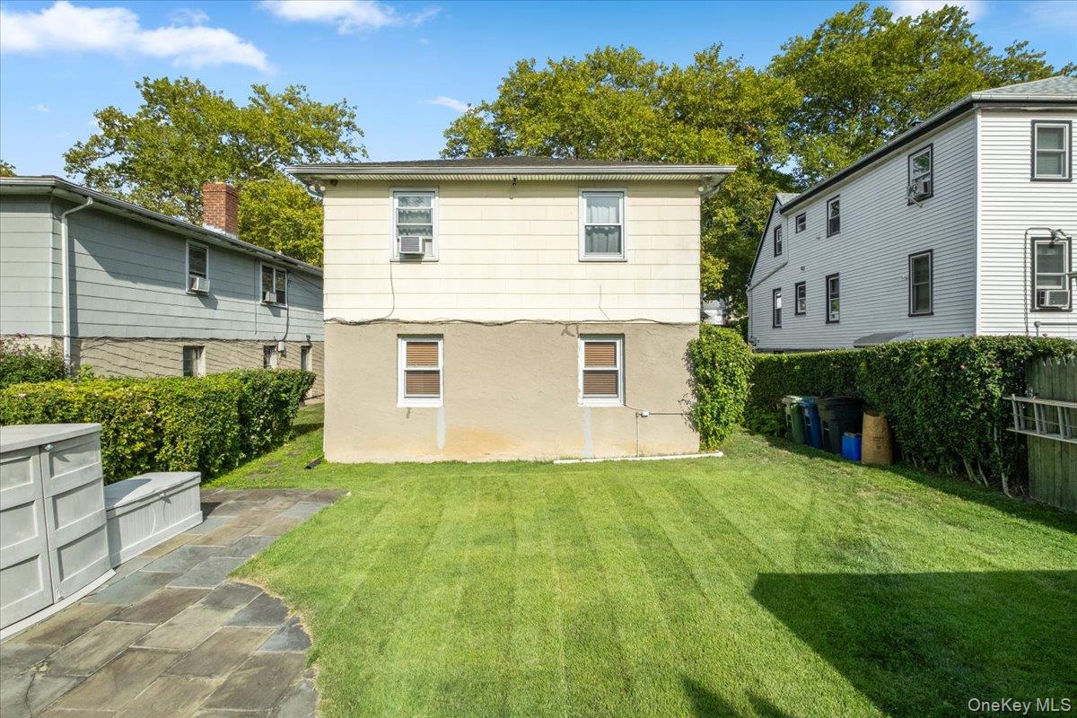 548 S 9th Avenue, Mount Vernon, NY 10550