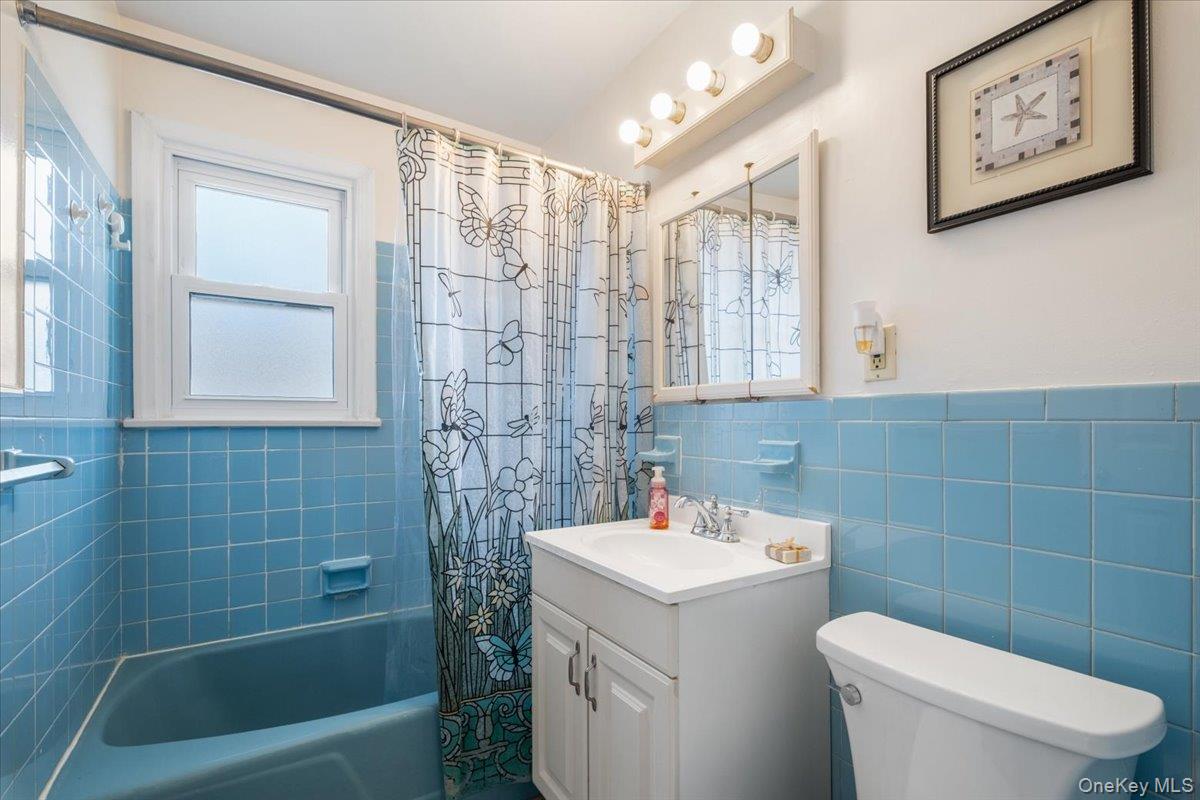 548 S 9th Avenue, Mount Vernon, NY 10550