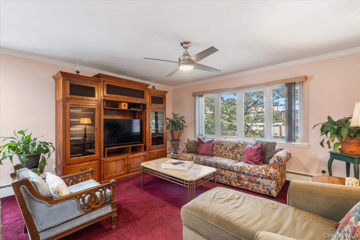 548 S 9th Avenue, Mount Vernon, NY 10550