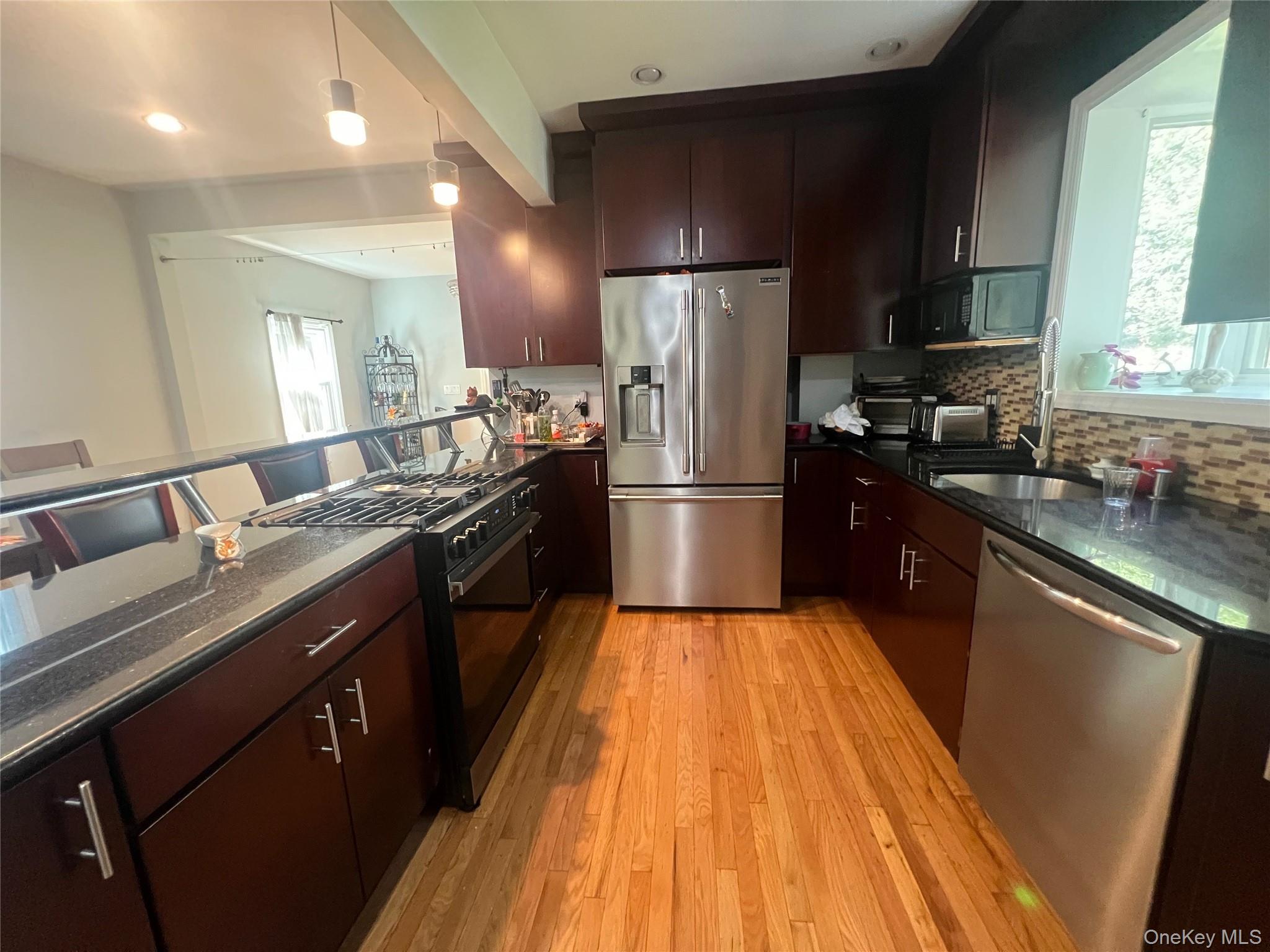 168 W Hartsdale Avenue, Hartsdale, NY 10530