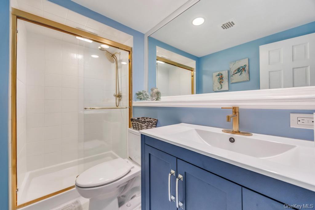 377 Clearmeadow Drive, East Meadow, NY 11554