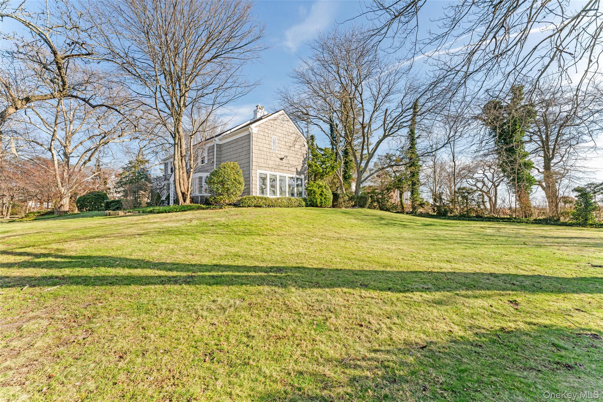 803 Barberry Lane, Woodsburgh, NY 11598