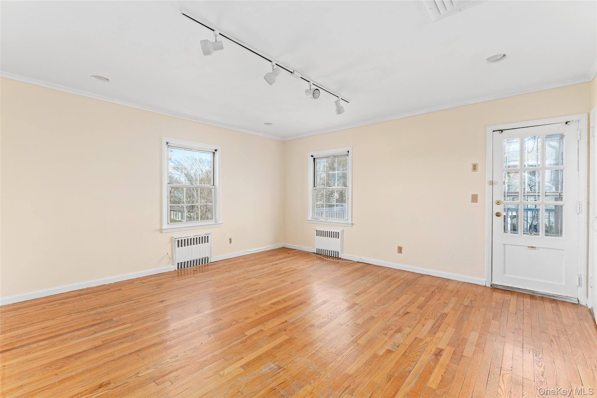 803 Barberry Lane, Woodsburgh, NY 11598