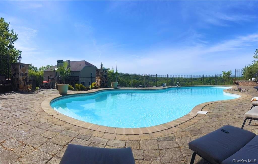 11 Dorian Way, Campbell Hall, NY 10916