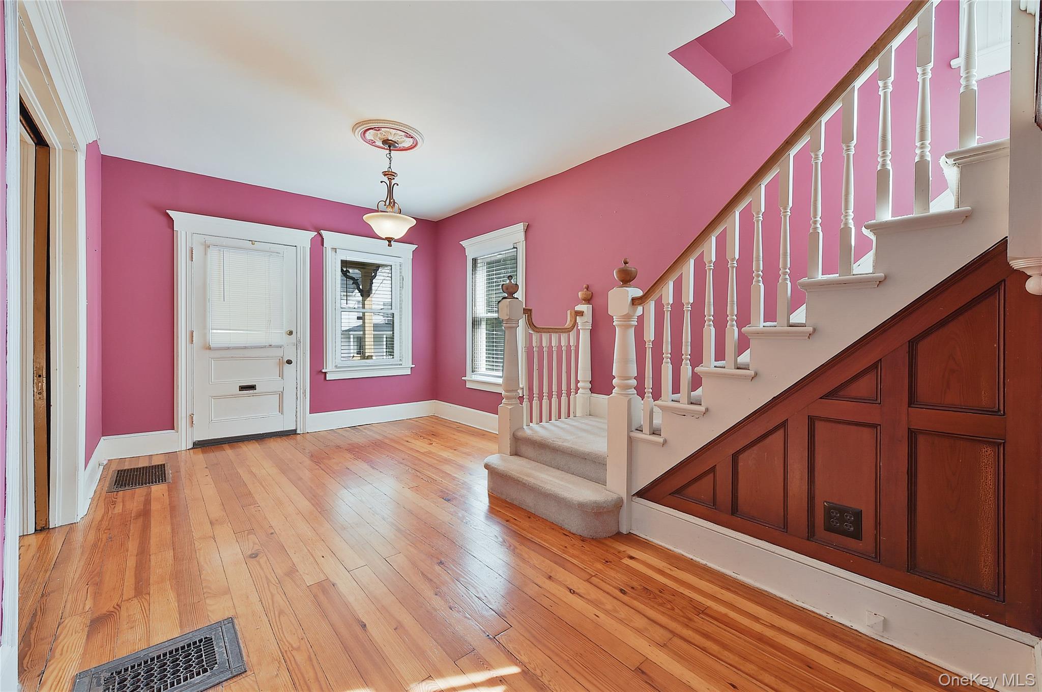 38 Prospect Street, Middletown, NY 10940