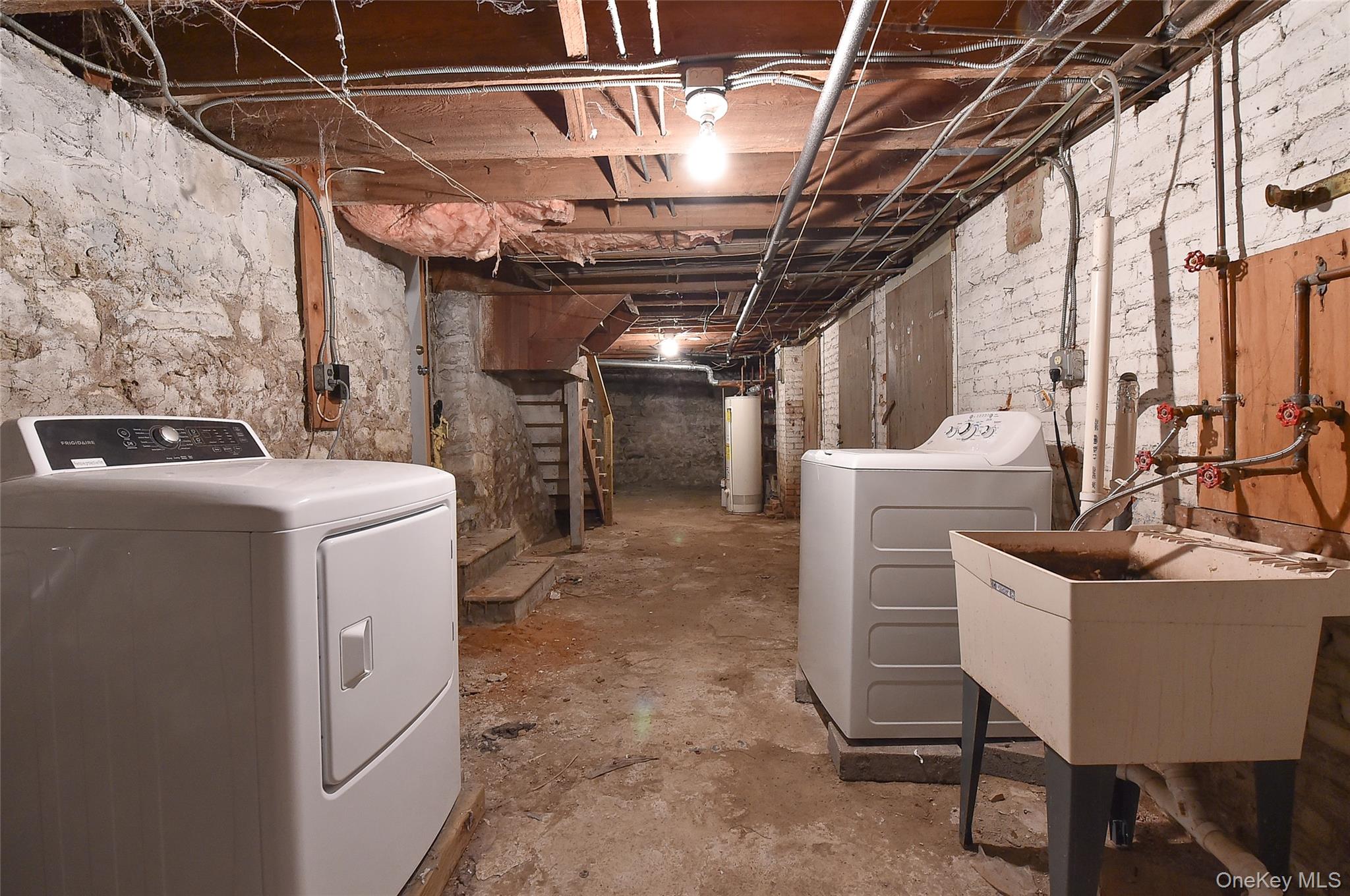 38 Prospect Street, Middletown, NY 10940