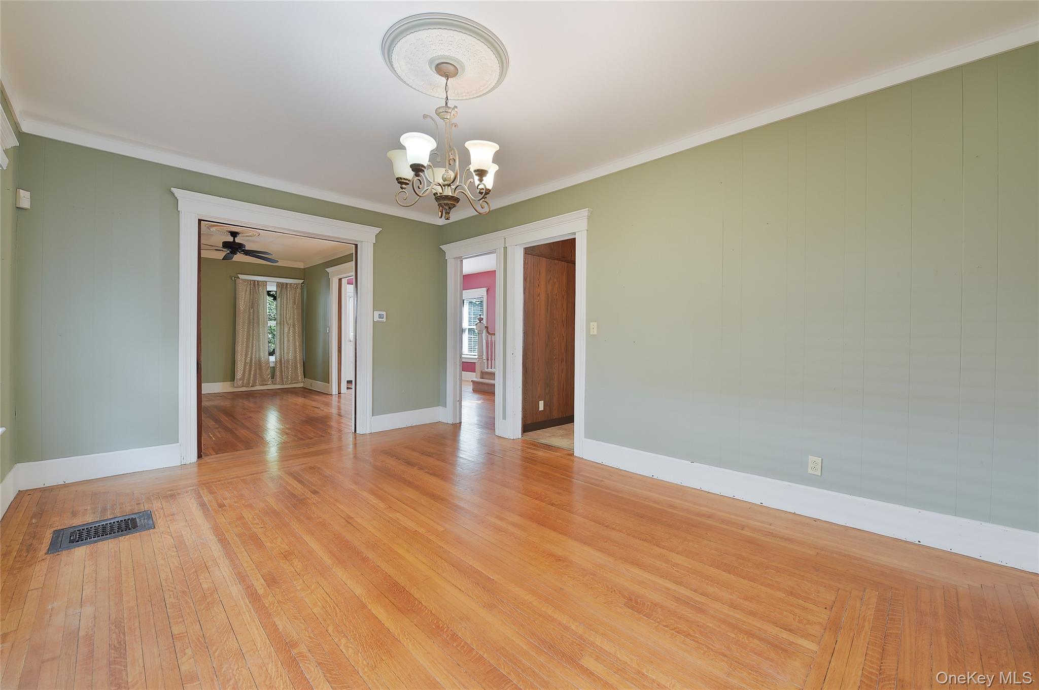 38 Prospect Street, Middletown, NY 10940