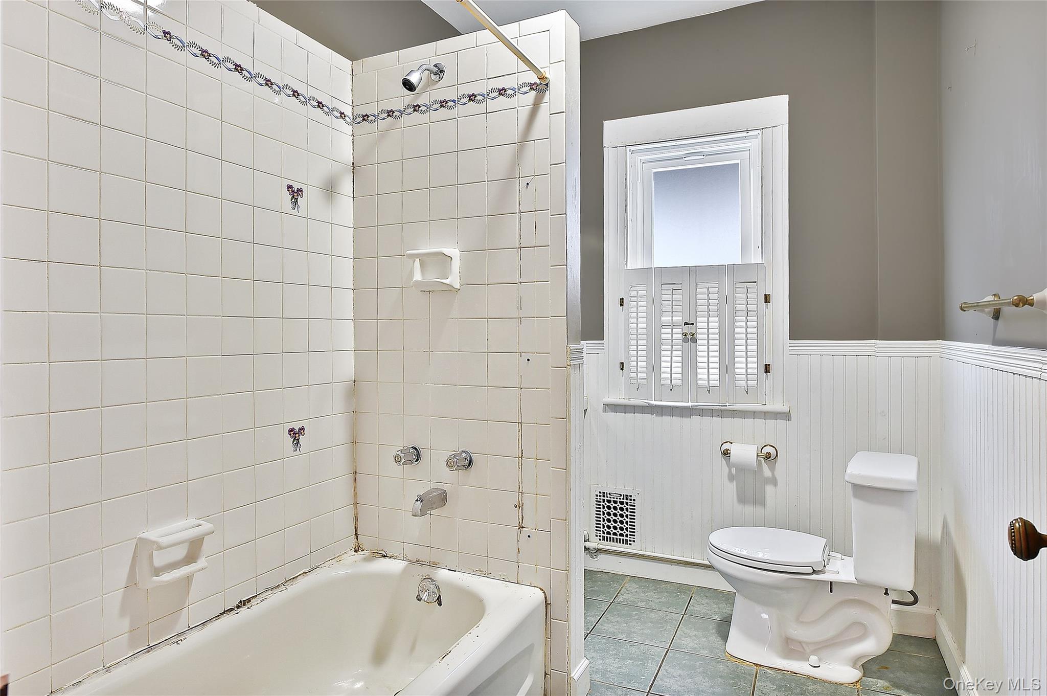 38 Prospect Street, Middletown, NY 10940