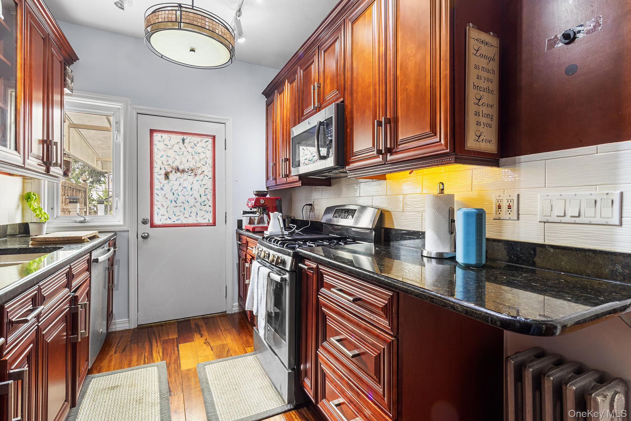 1736 E 33rd Street, Brooklyn, NY 11234