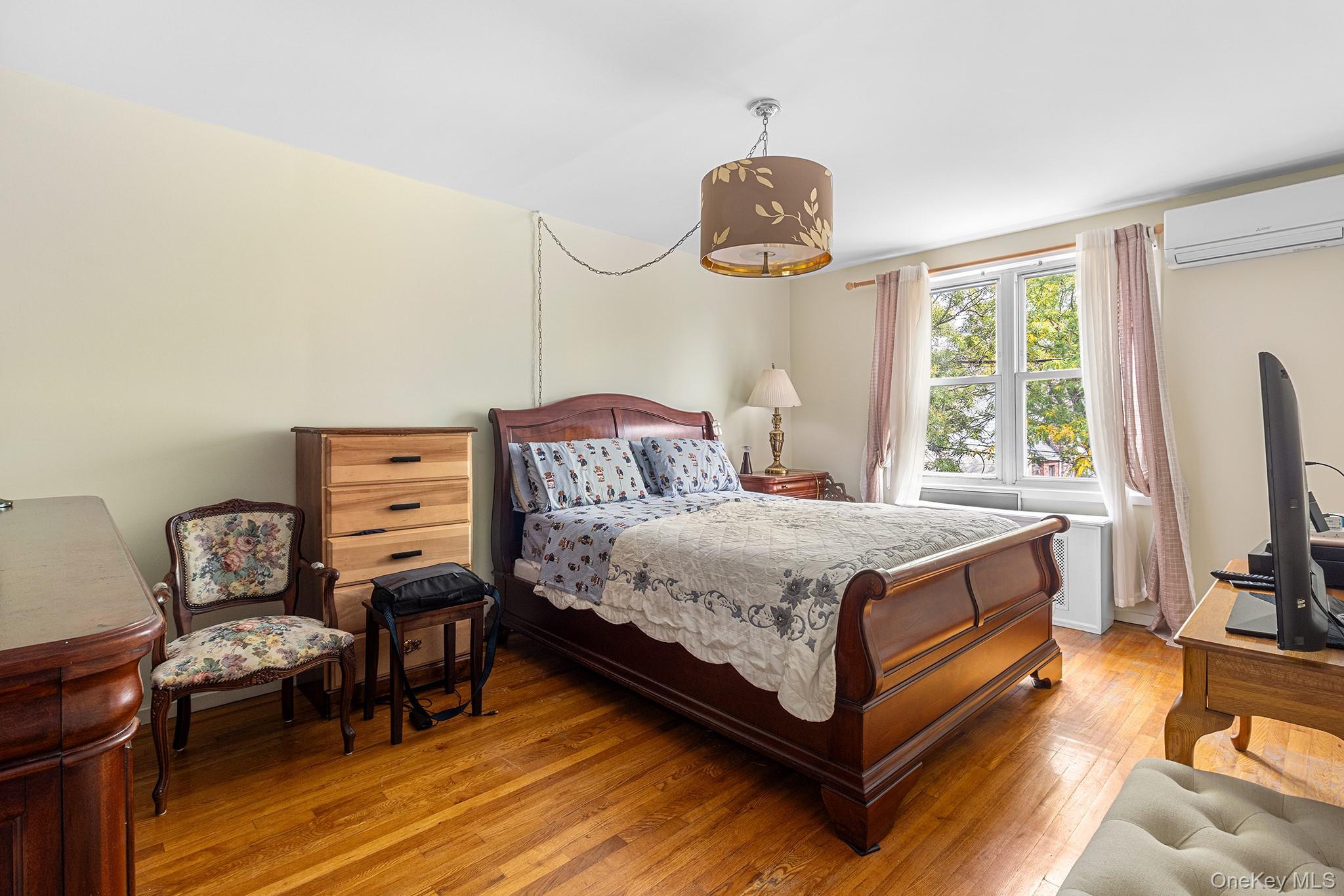 1736 E 33rd Street, Brooklyn, NY 11234