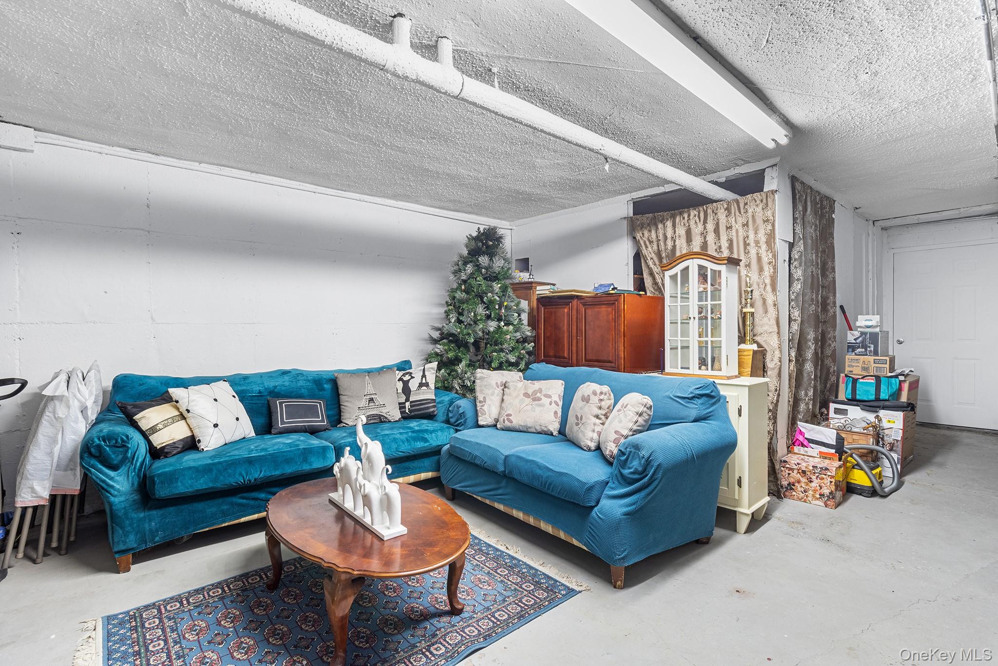 1736 E 33rd Street, Brooklyn, NY 11234